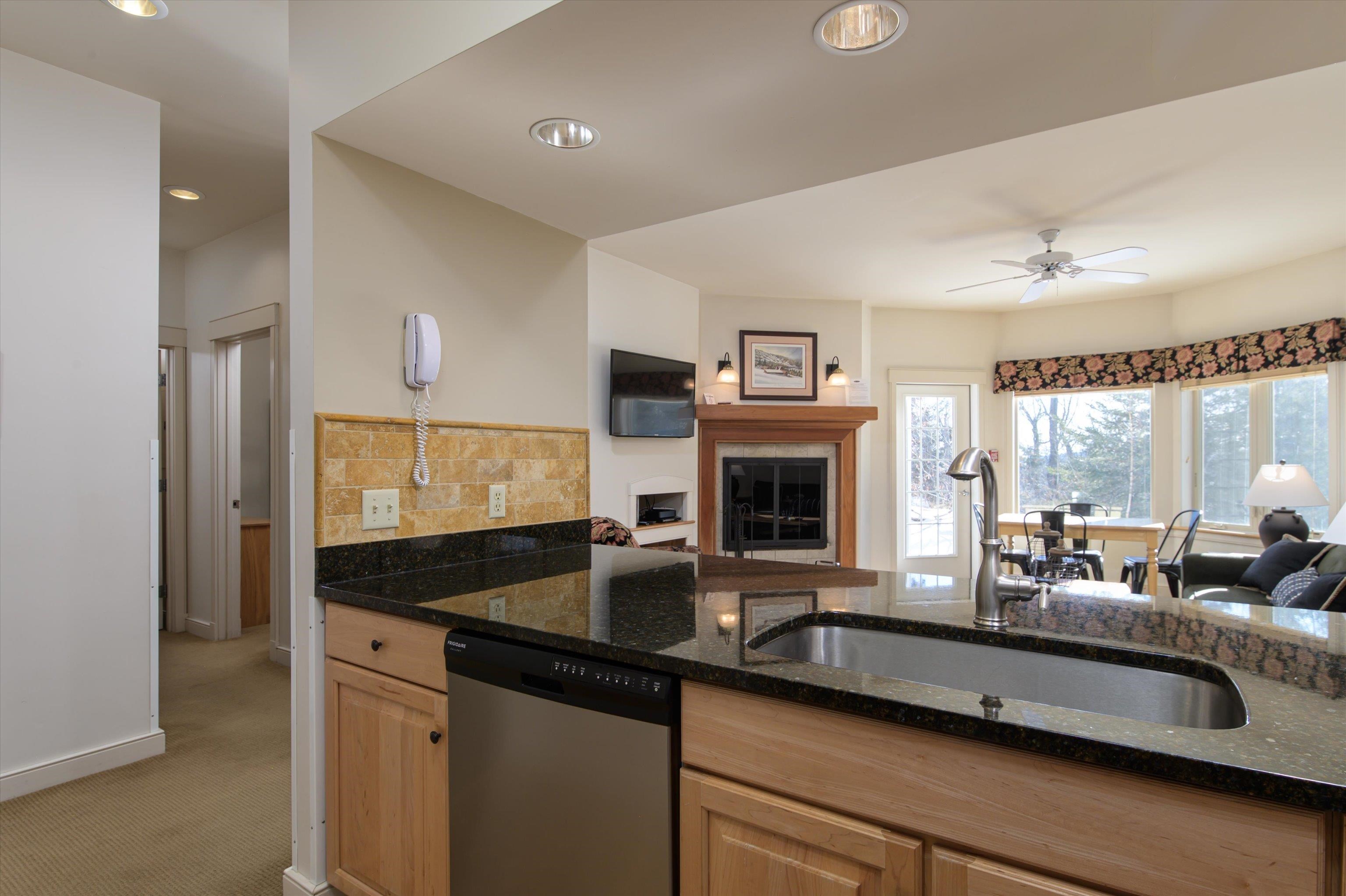 17 Daybreak Drive Unit: F101