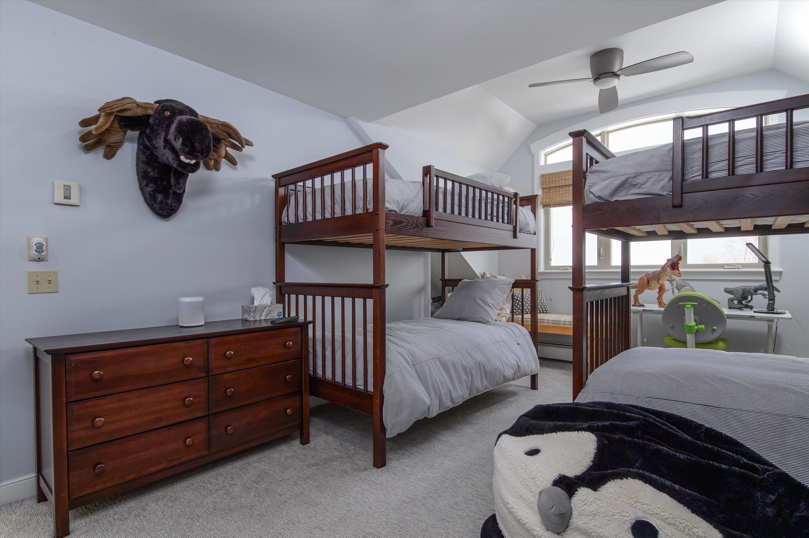 63 Alpine Way Unit: B1