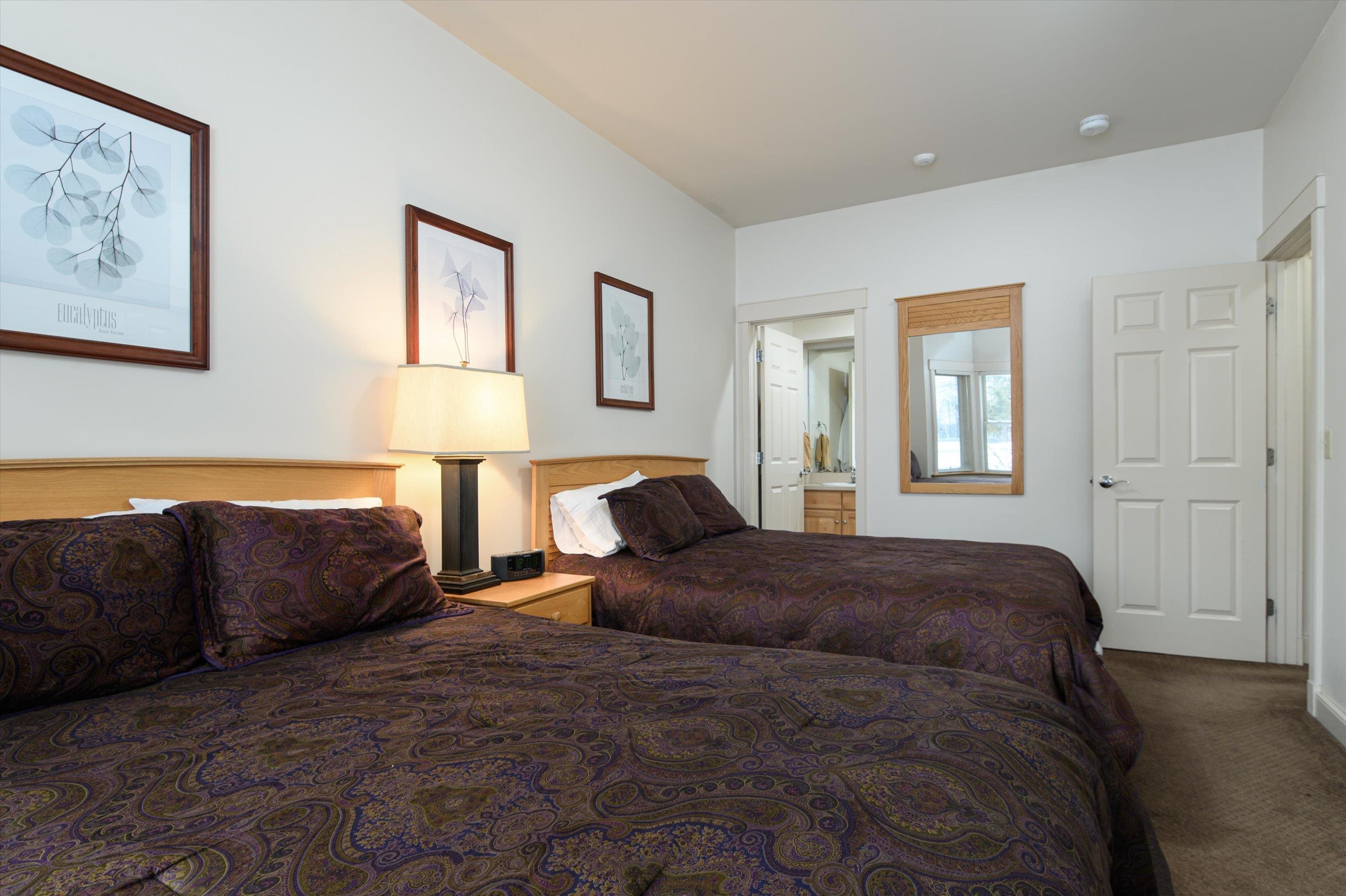 13 Daybreak Drive Unit: E103