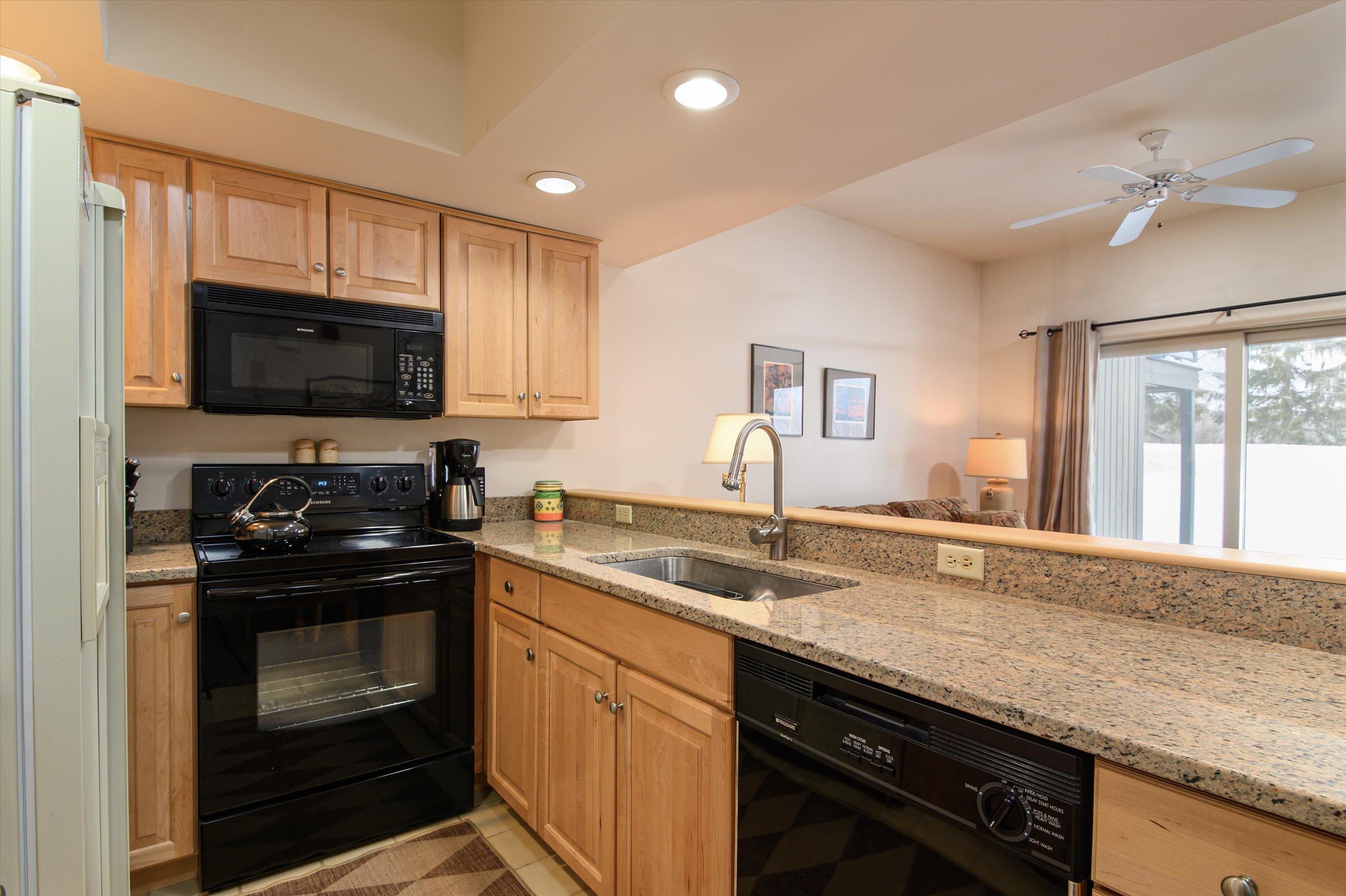 13 Daybreak Drive Unit: E103