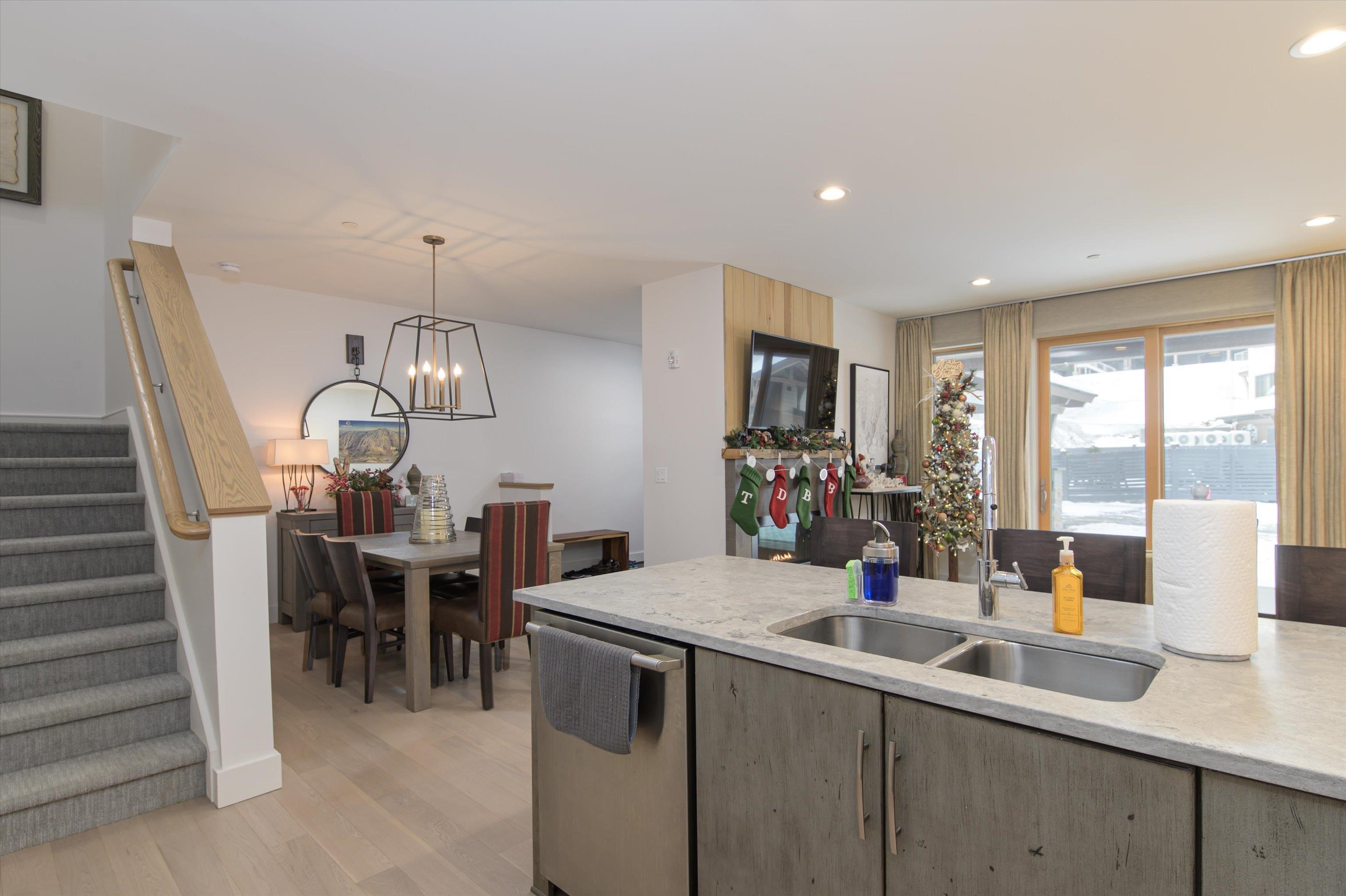 140 Lodge Road Unit: SM 3