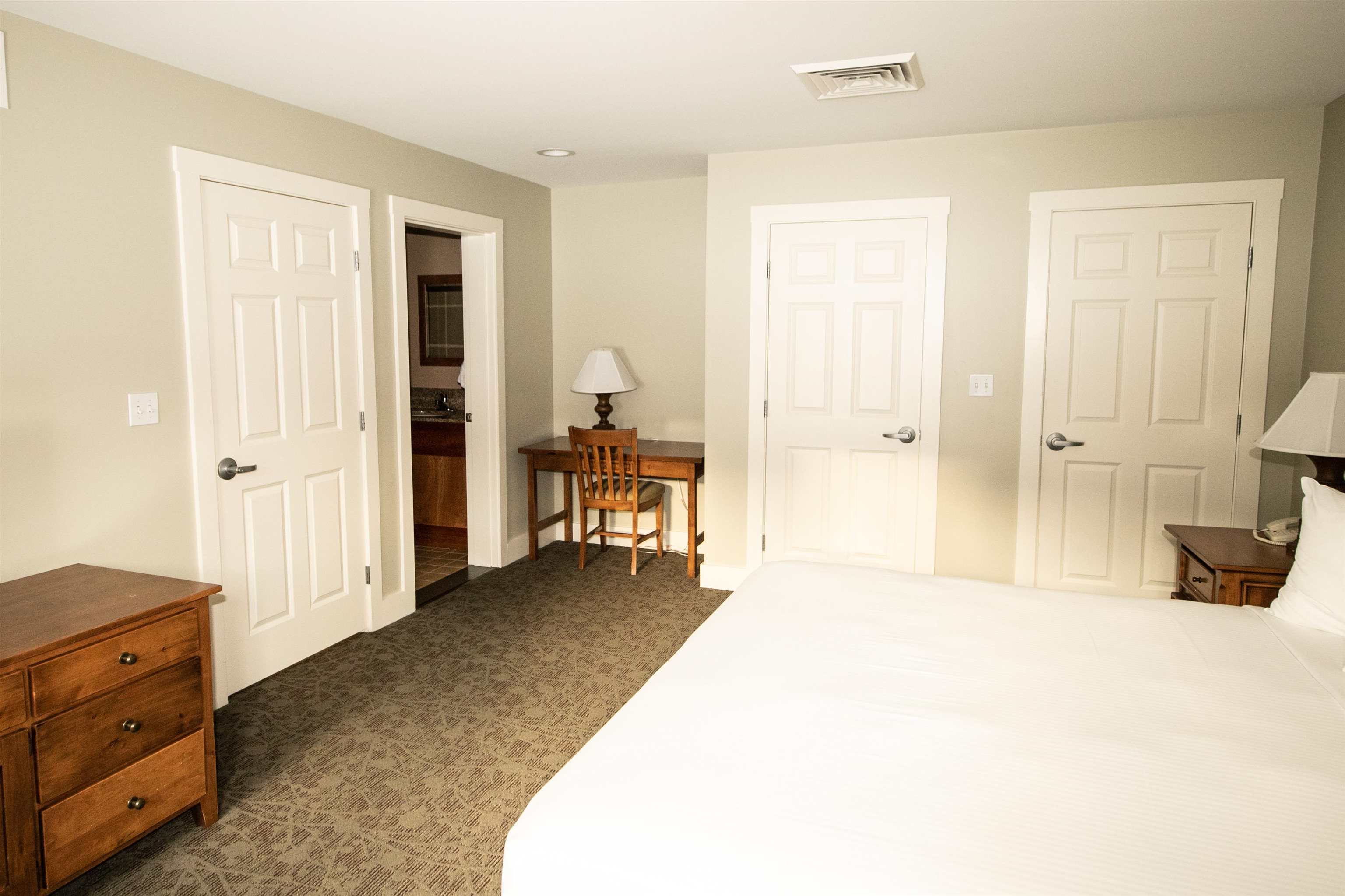 613/615 Qtr. I I I Adams House