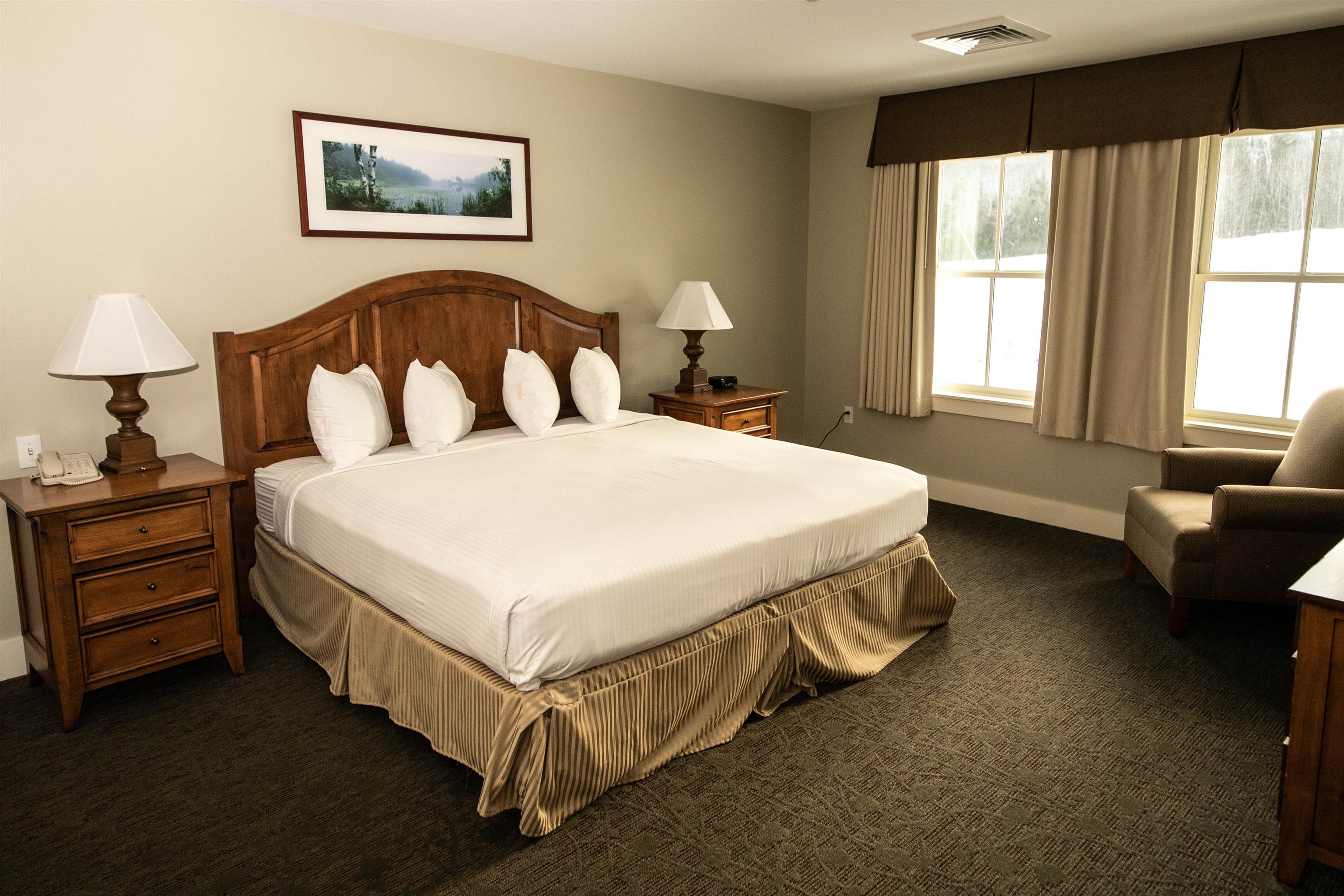 613/615 Qtr. I I I Adams House