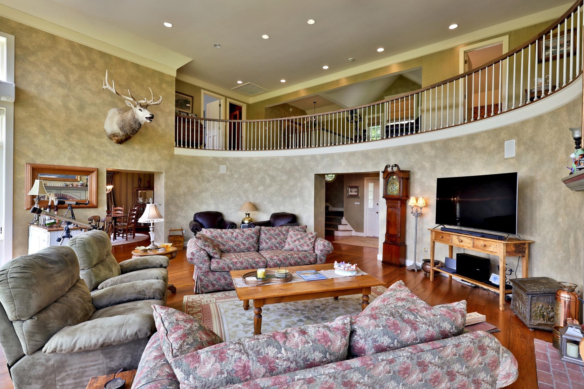 657 Town Farm Road
