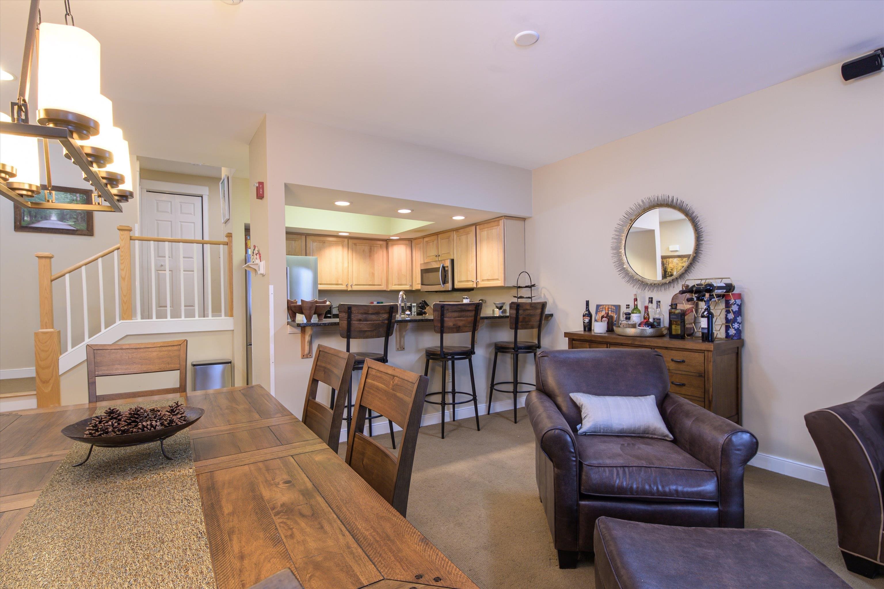 245 Solitude Road Unit: M-102