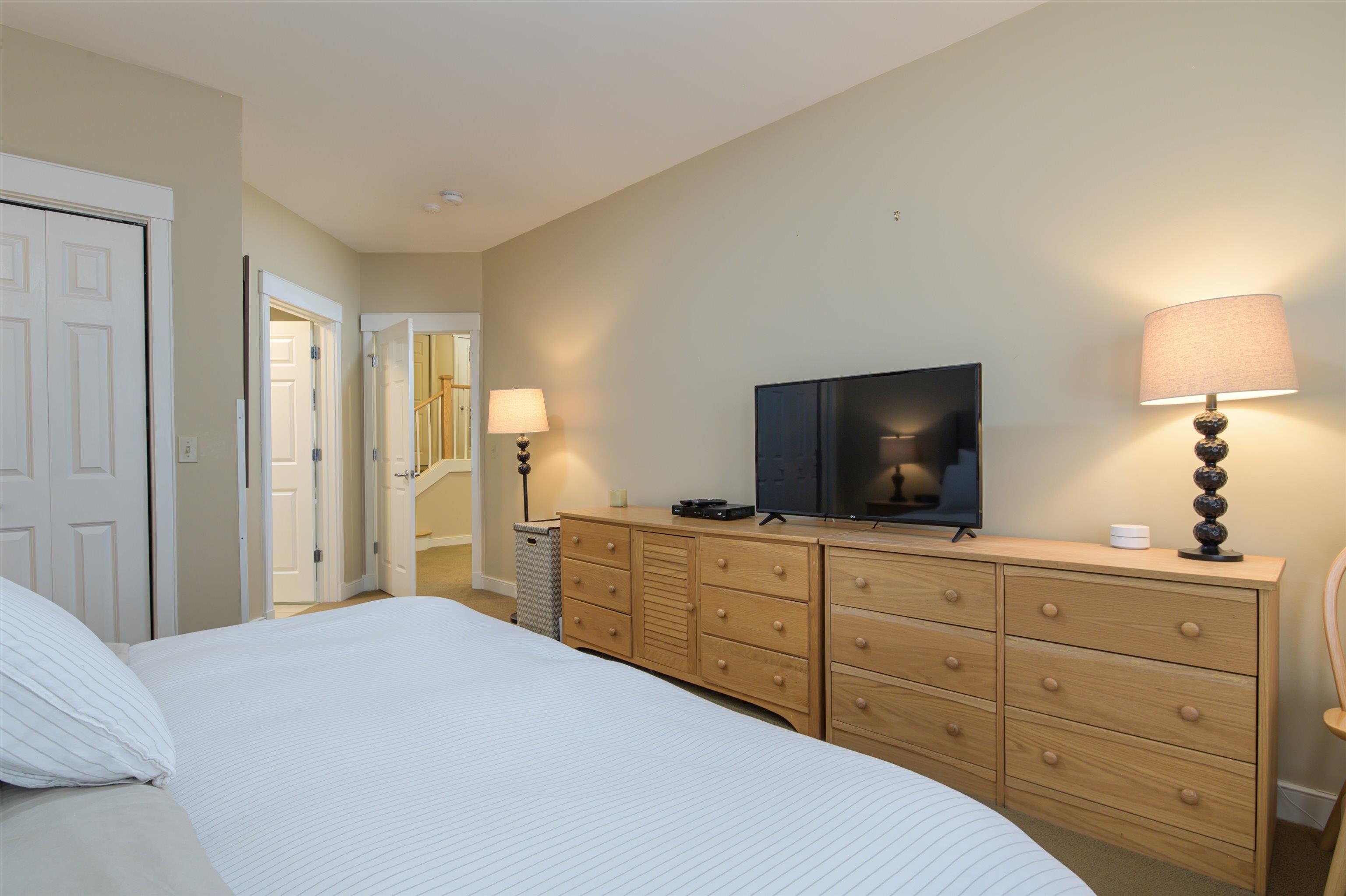 245 Solitude Road Unit: M-102