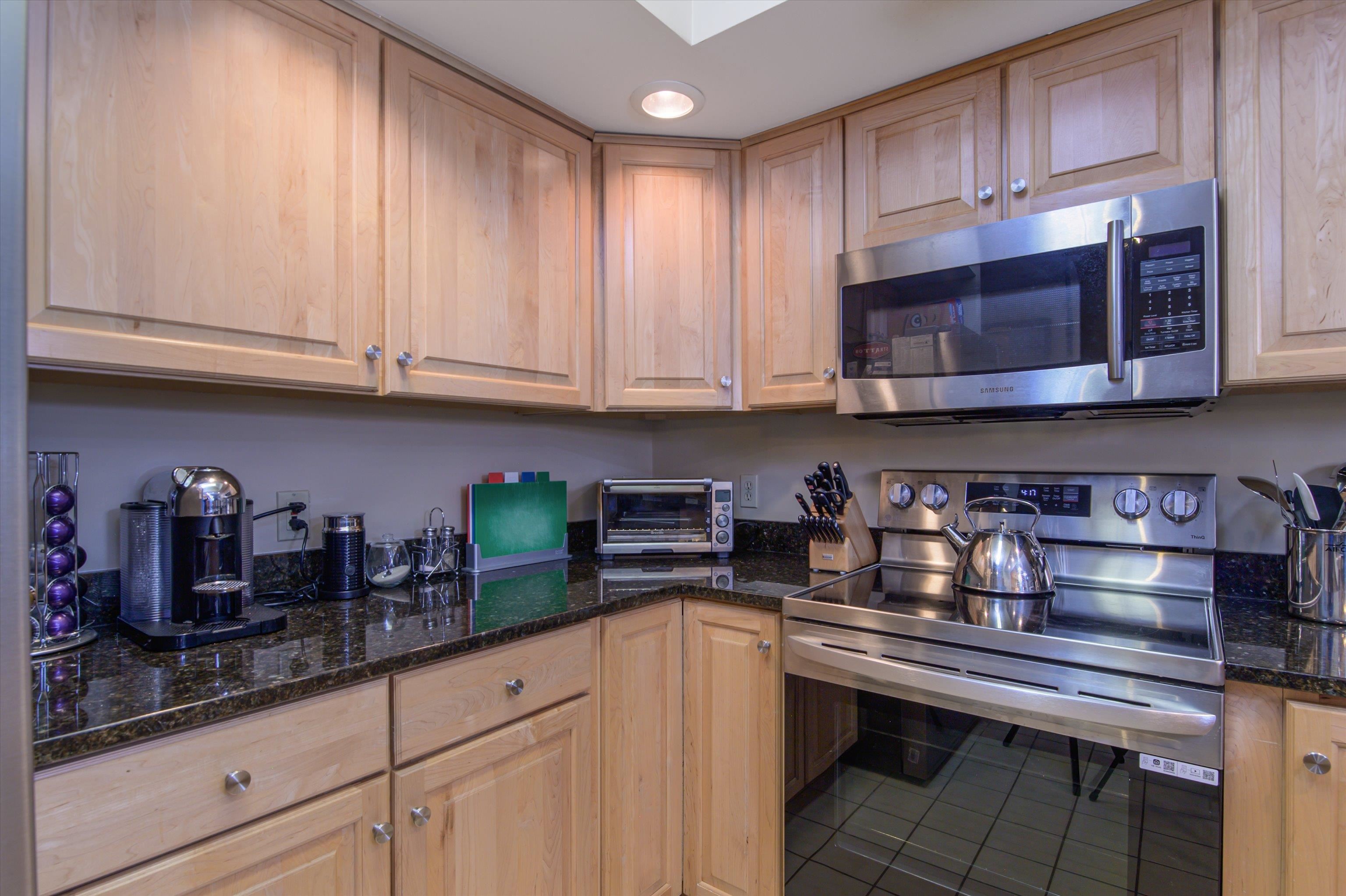 245 Solitude Road Unit: M-102