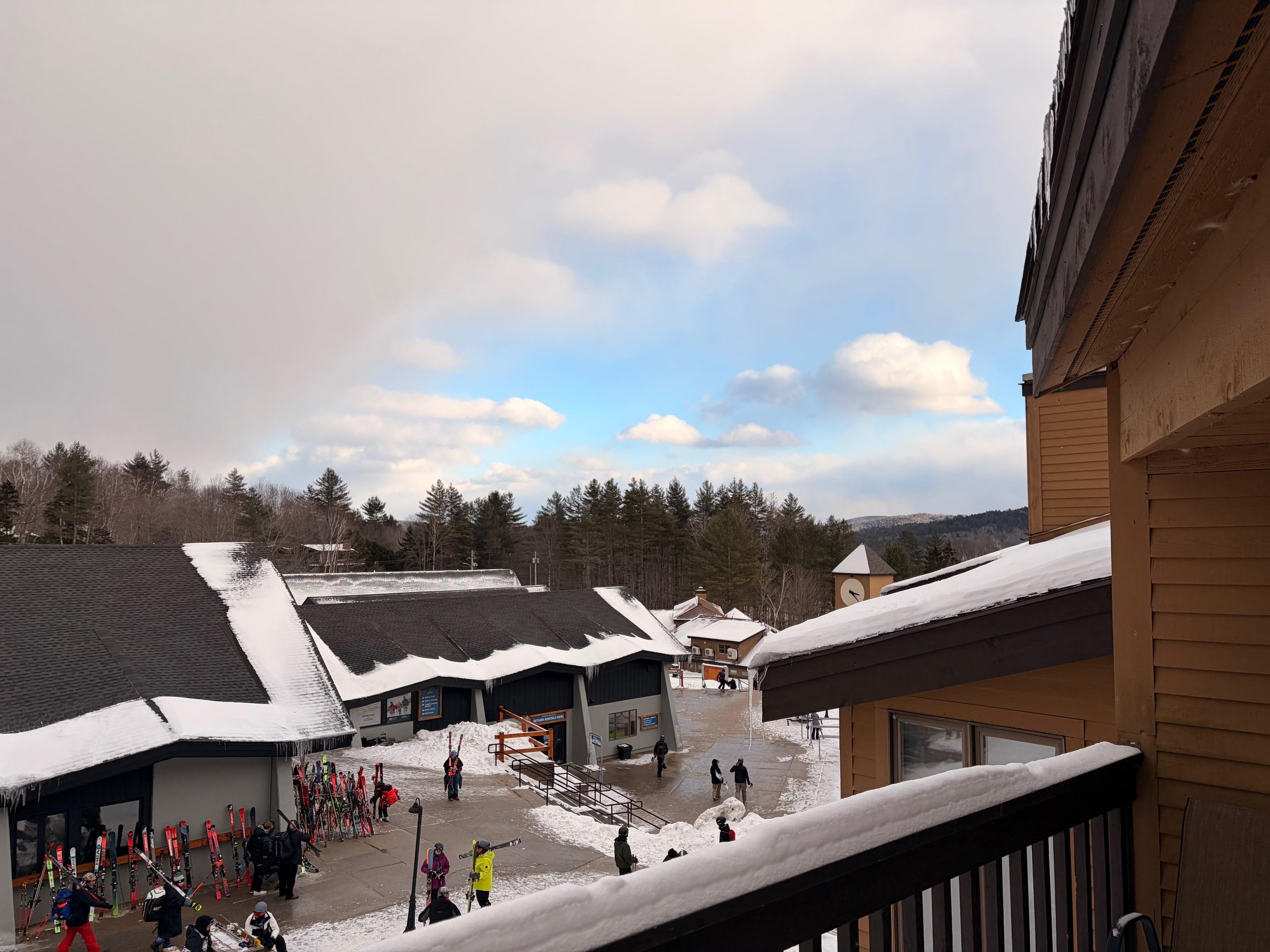 350 Mountain Road Unit: B303
