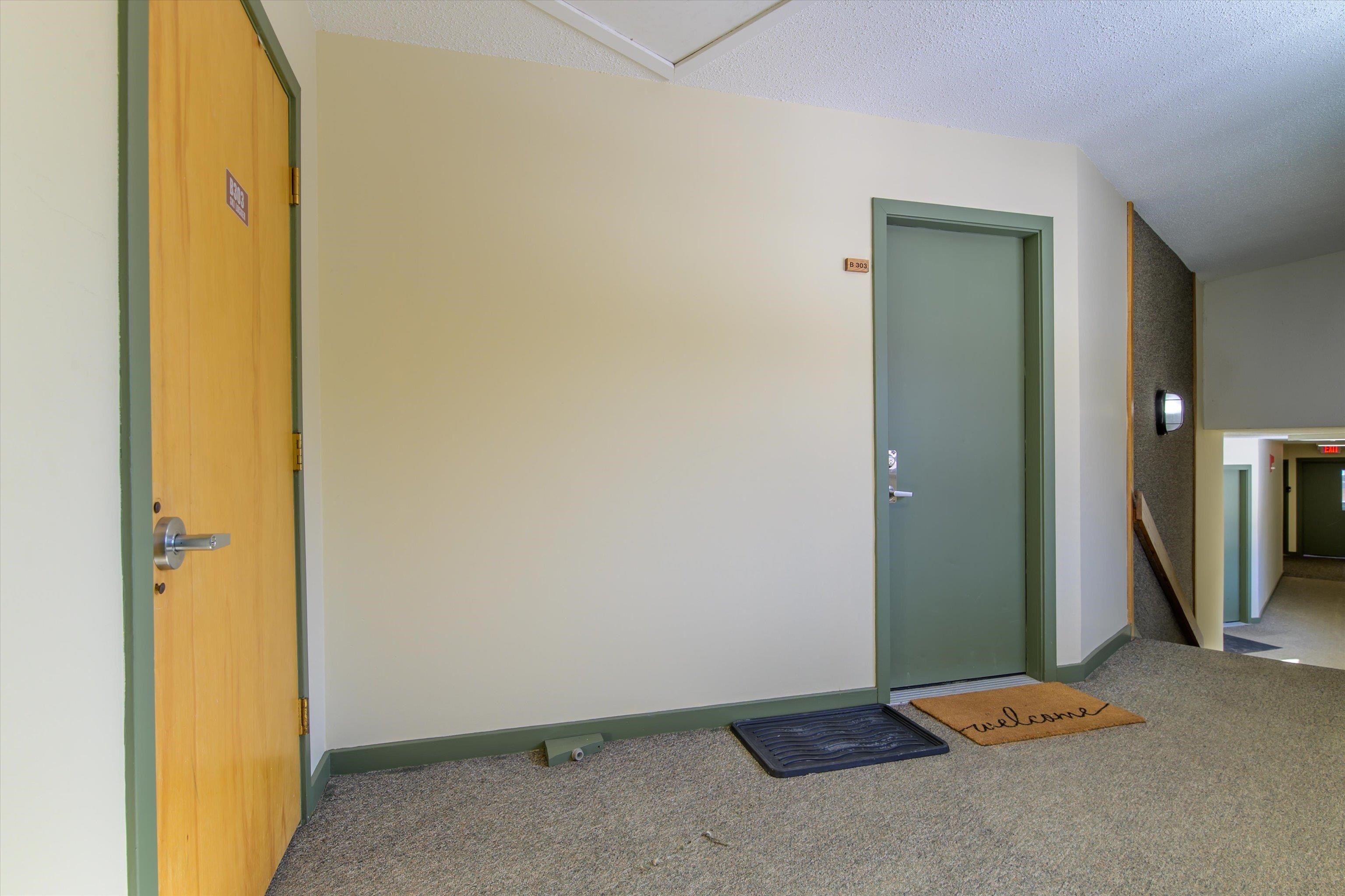 350 Mountain Road Unit: B303