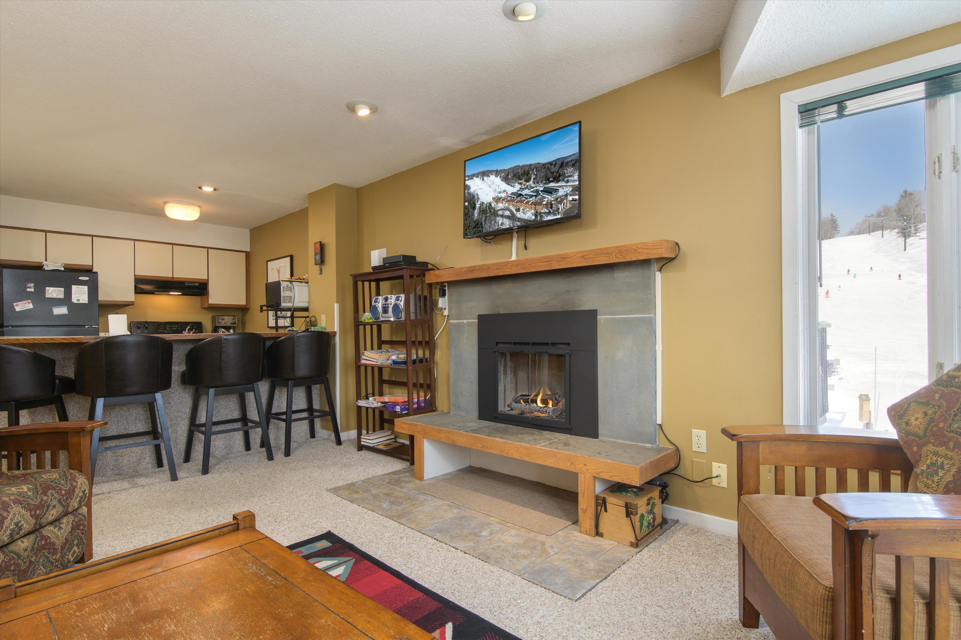 350 Mountain Road Unit: B303