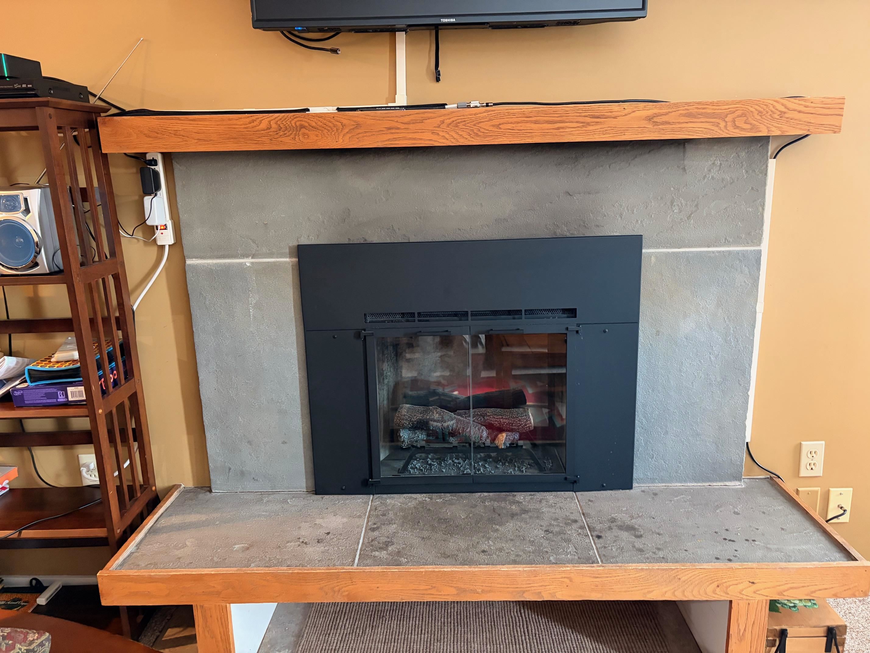 350 Mountain Road Unit: B303