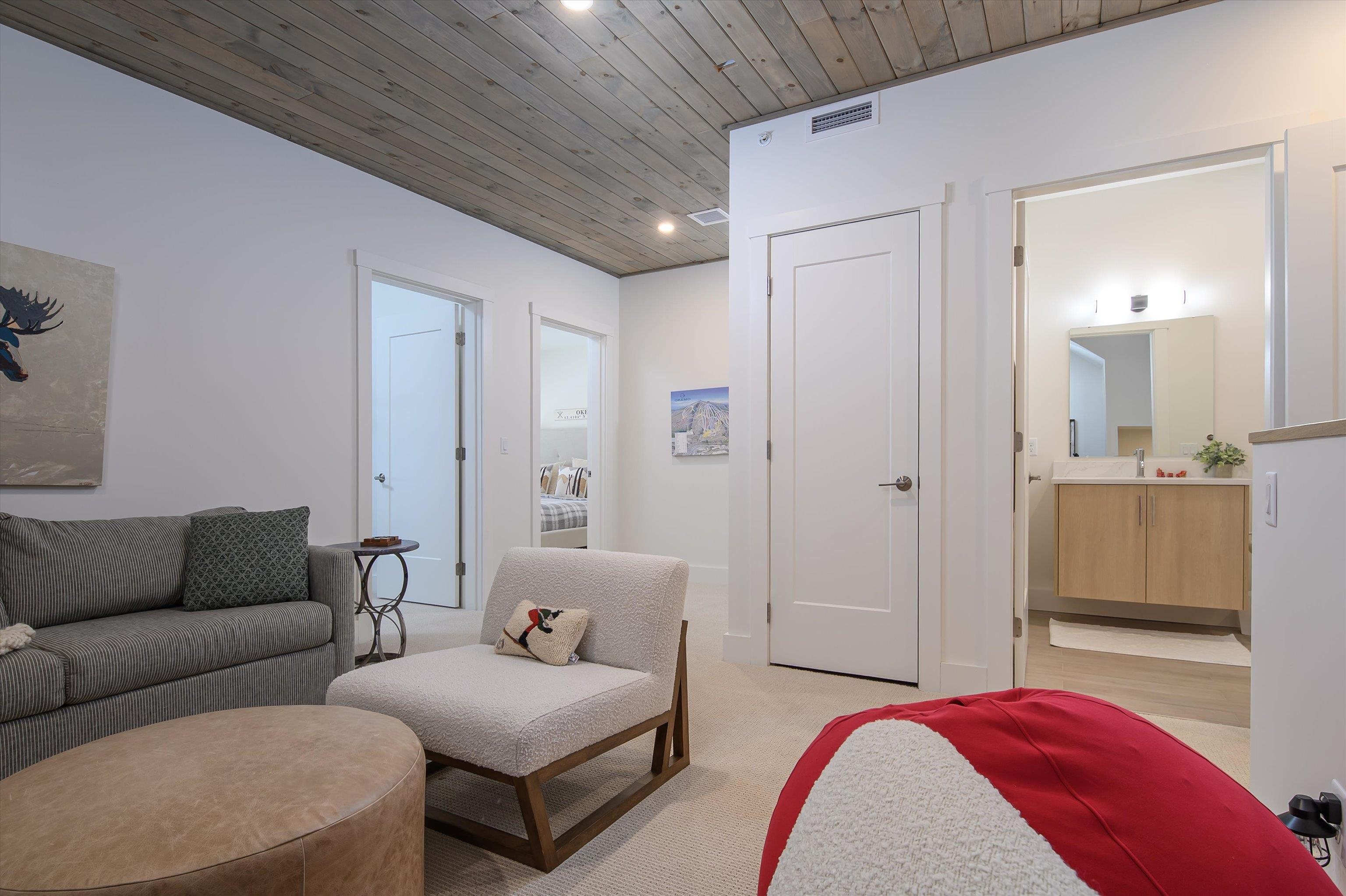 37 Village Center Road Unit: Blue Spruce #4