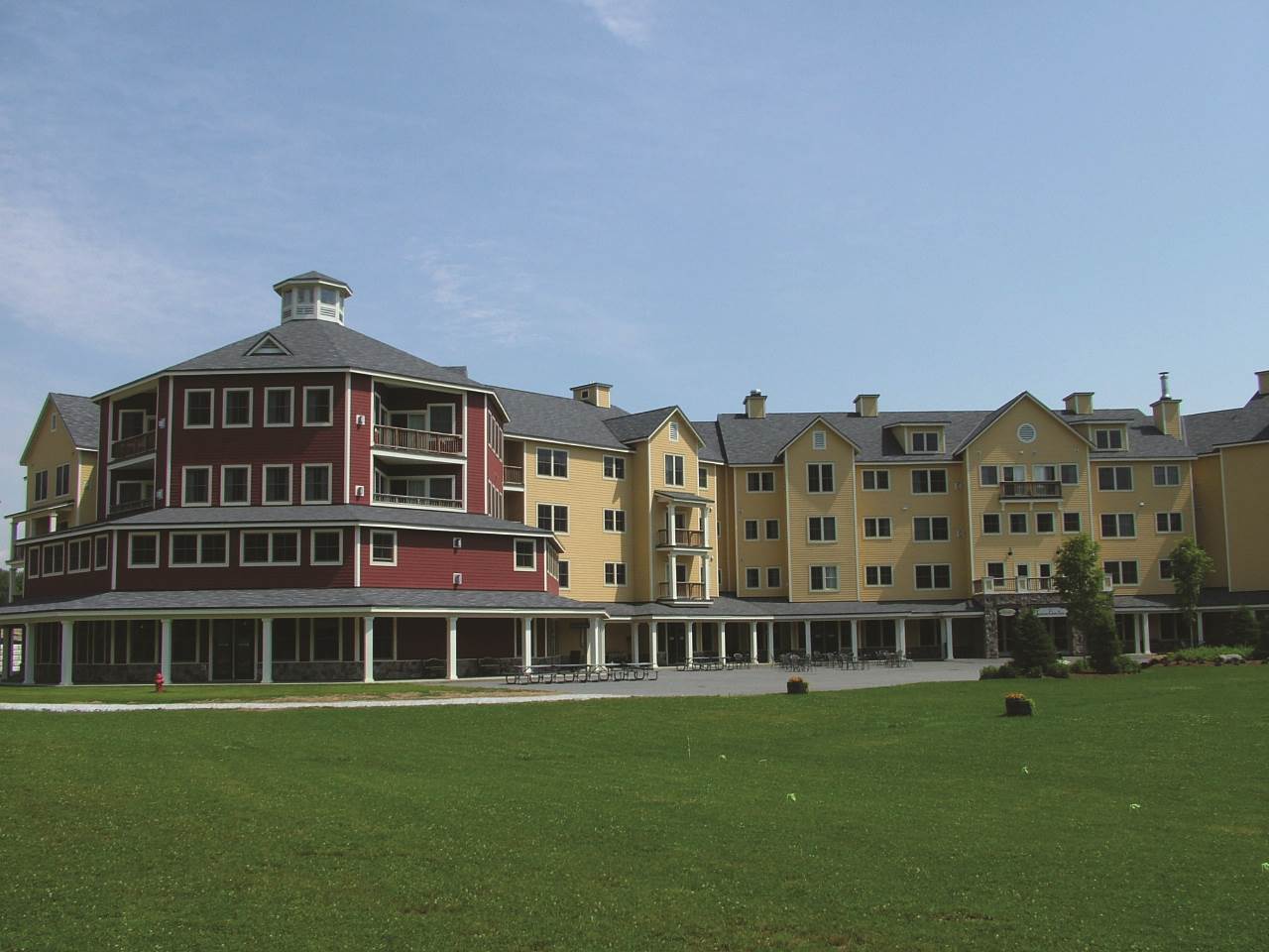 270/272 Qtr. I I Jackson Gore Inn