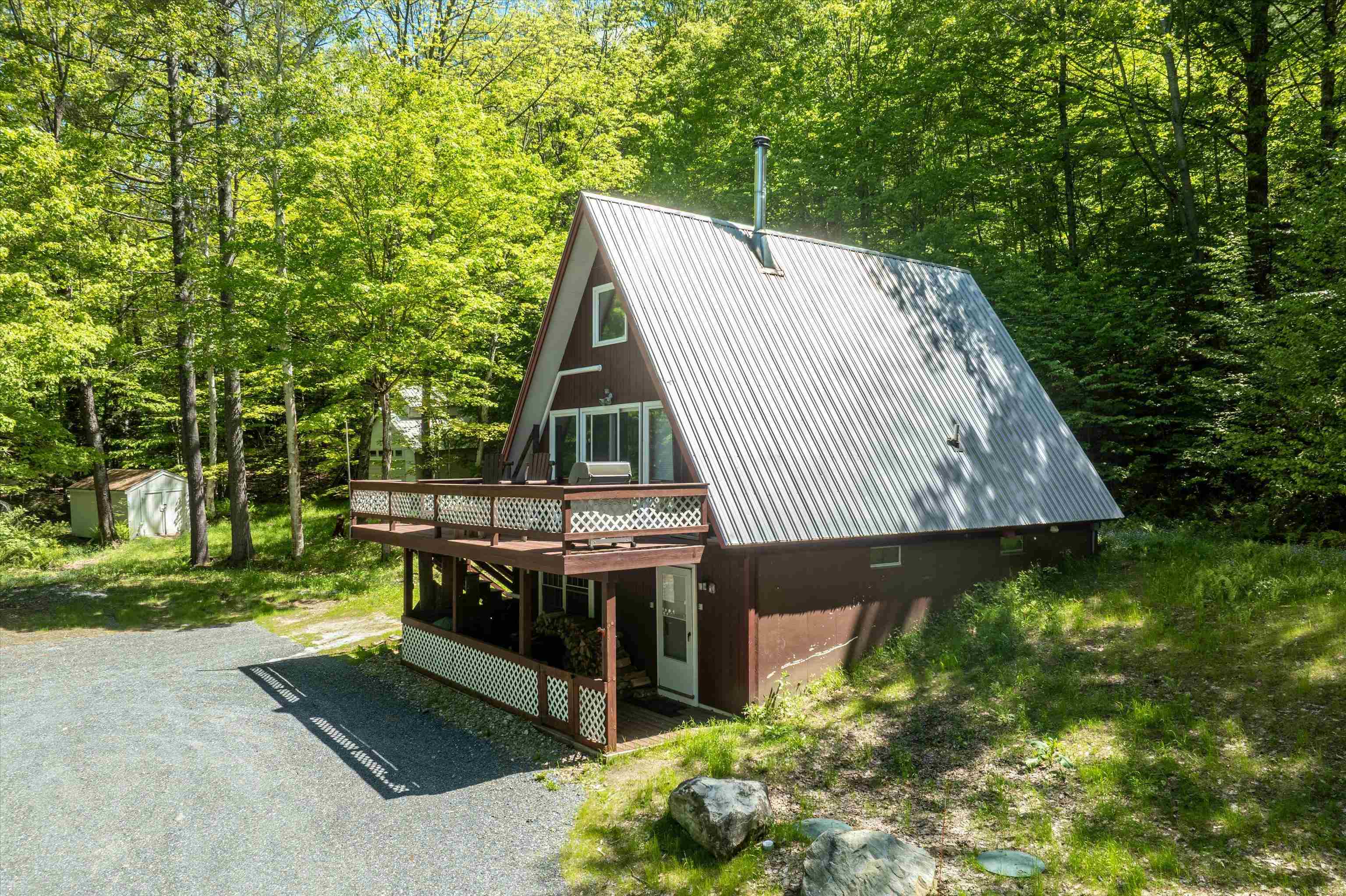 400 East Lake Road