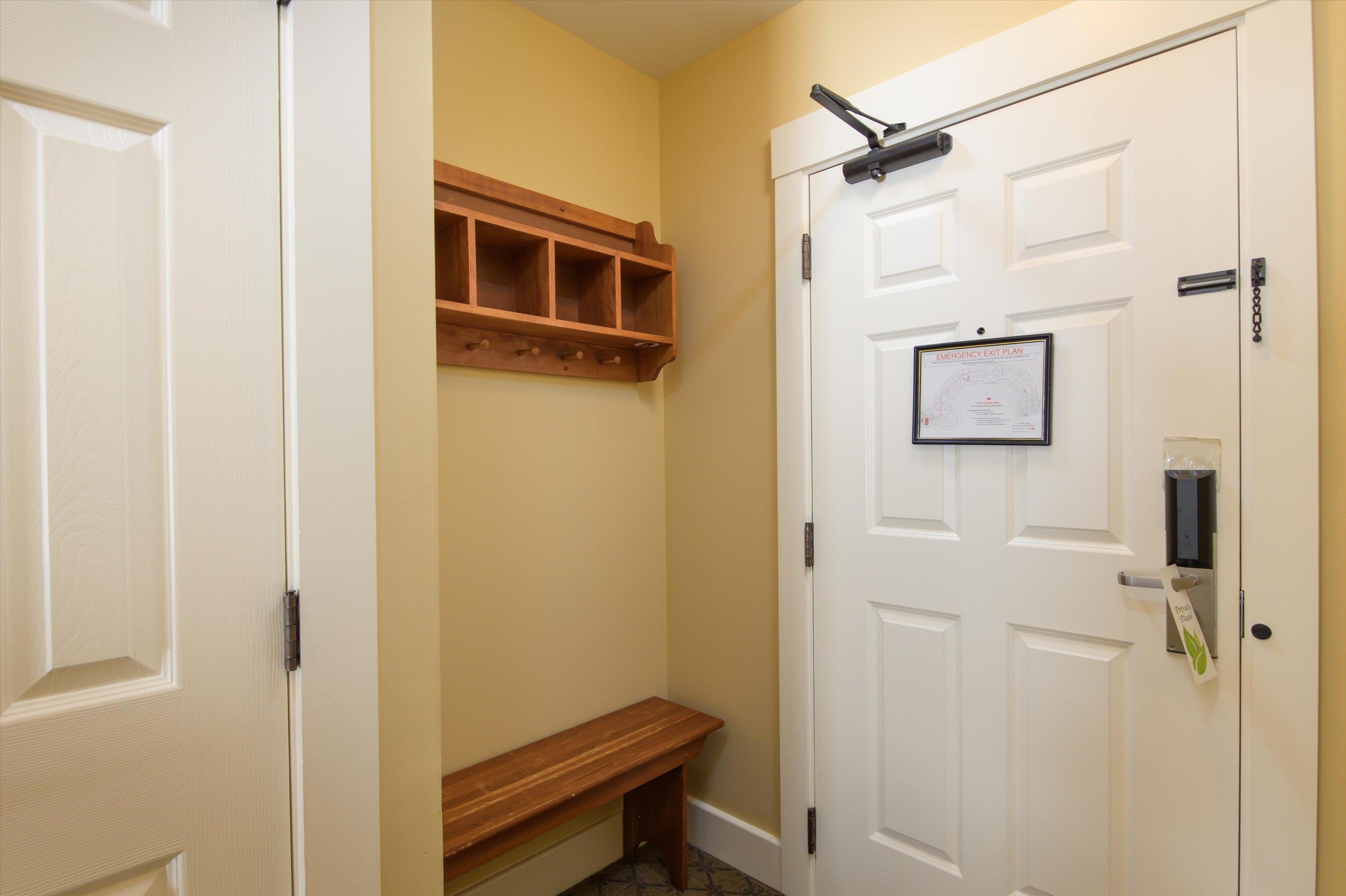 371/373 Qtr. I I I Jackson Gore Inn