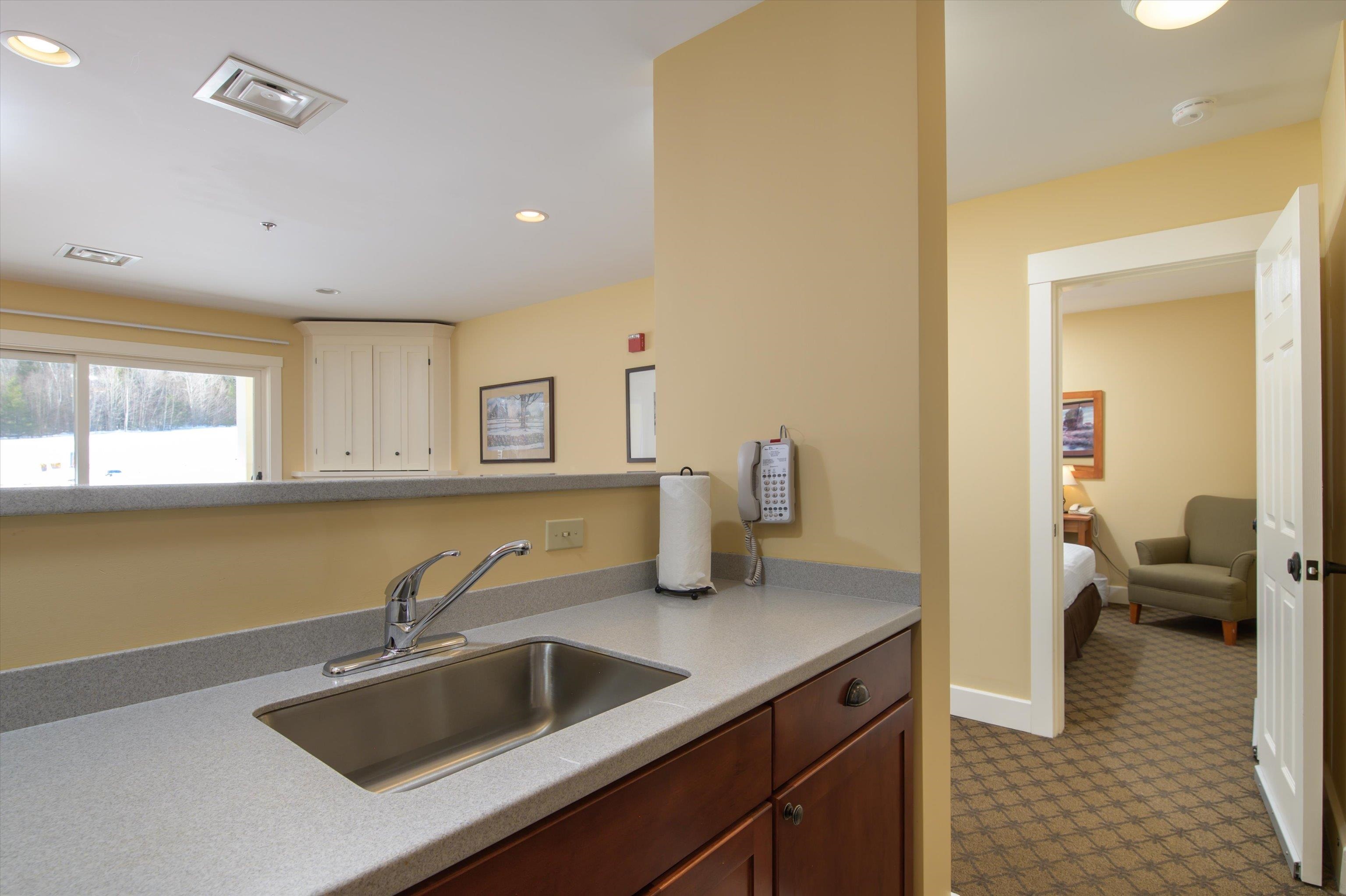 371/373 Qtr. I I I Jackson Gore Inn