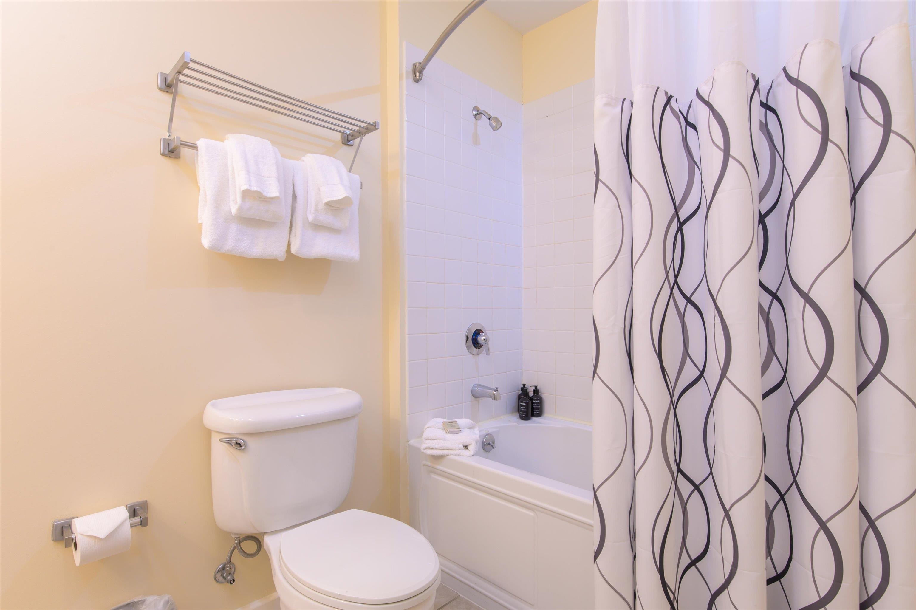 371/373 Qtr. I I I Jackson Gore Inn