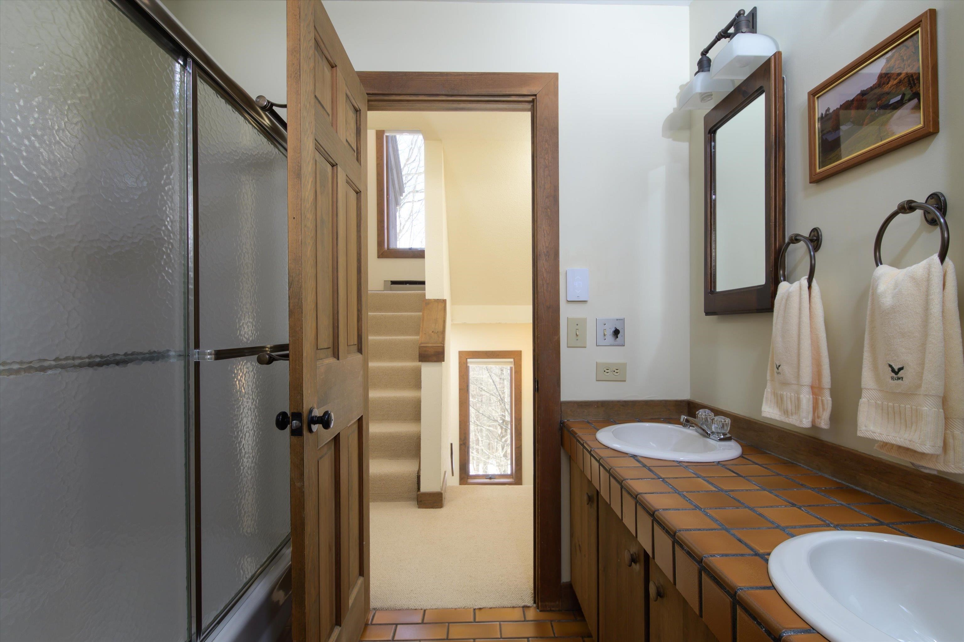 879 East Ash Road Unit: 5