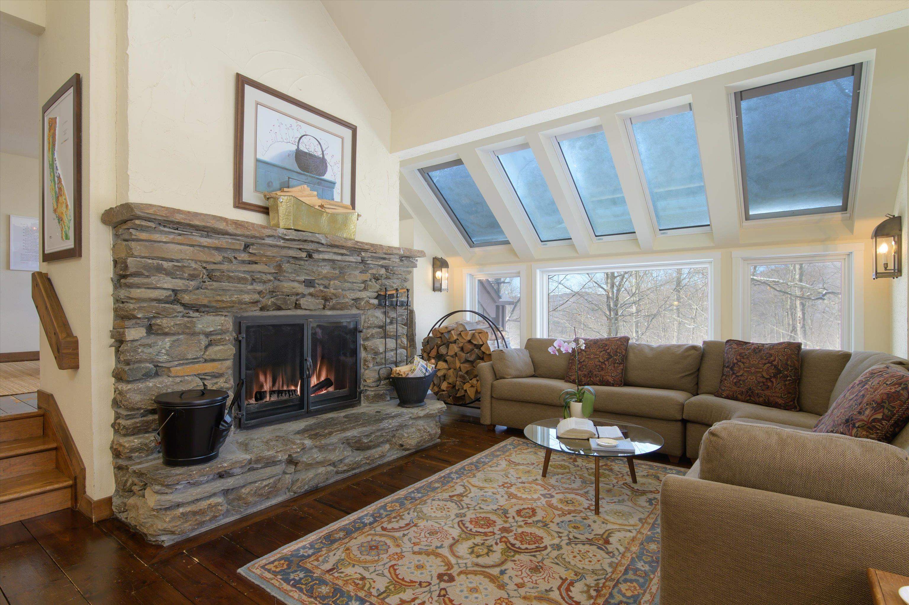 879 East Ash Road Unit: 5