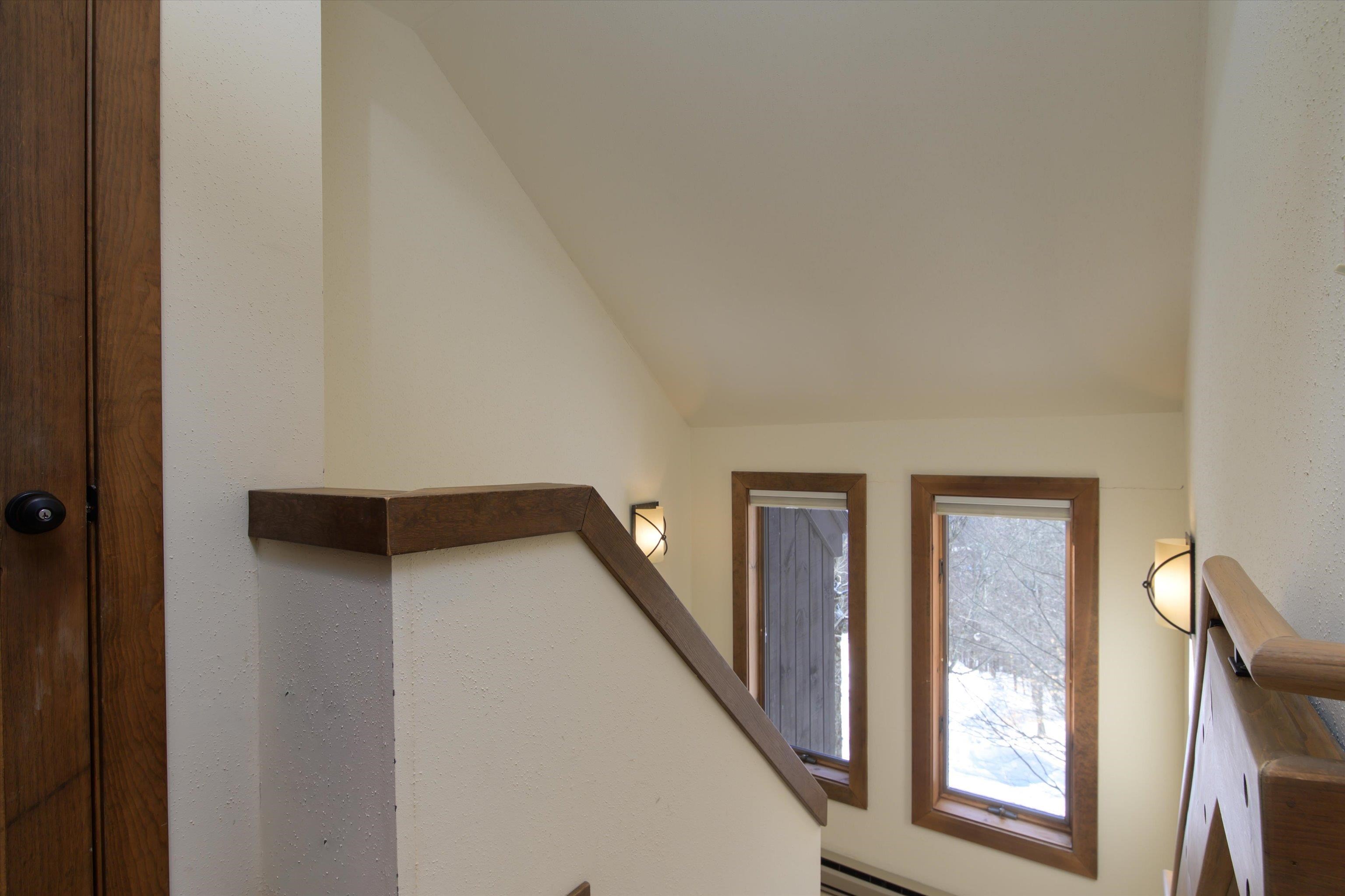 879 East Ash Road Unit: 5