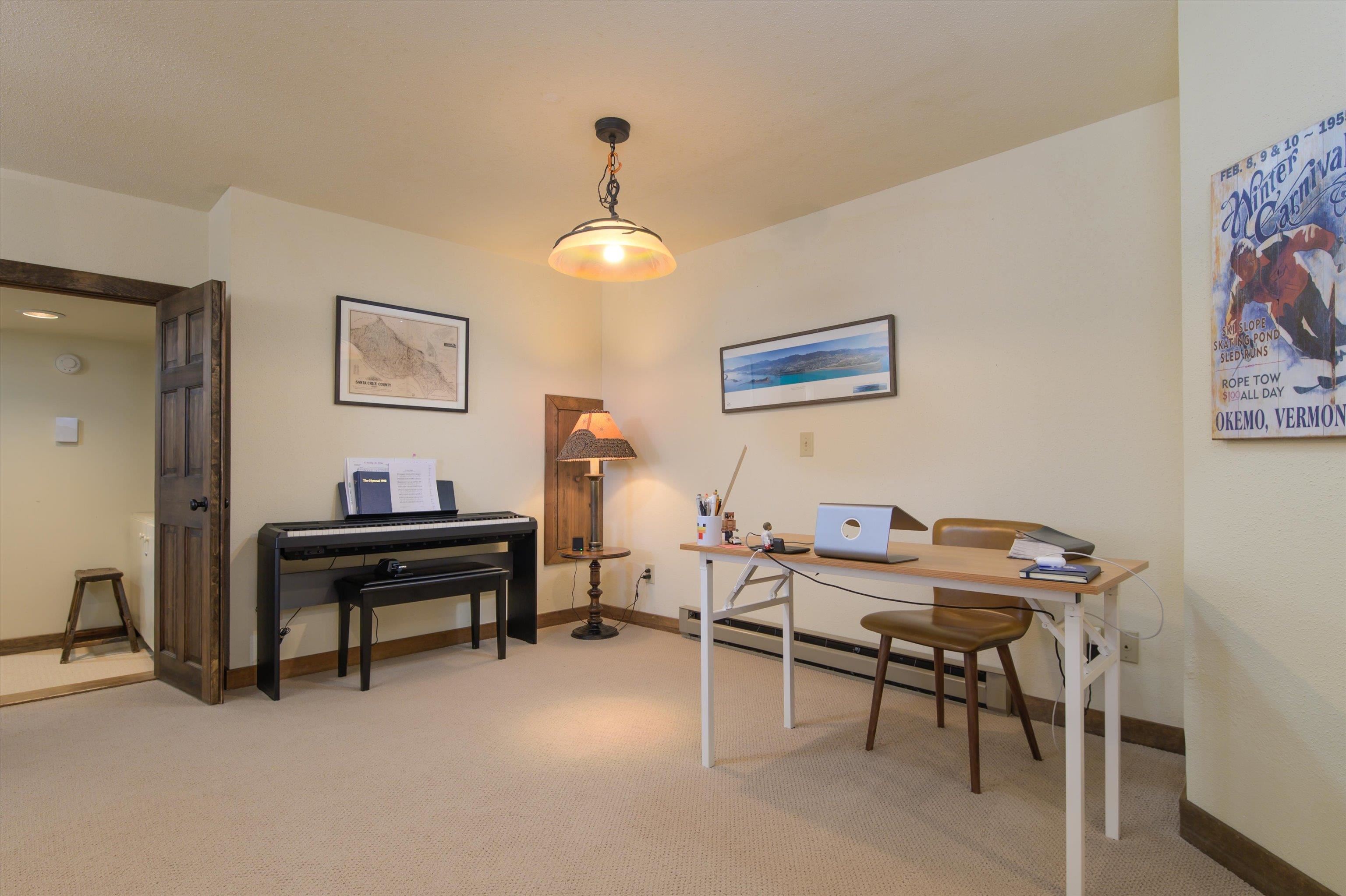 879 East Ash Road Unit: 5