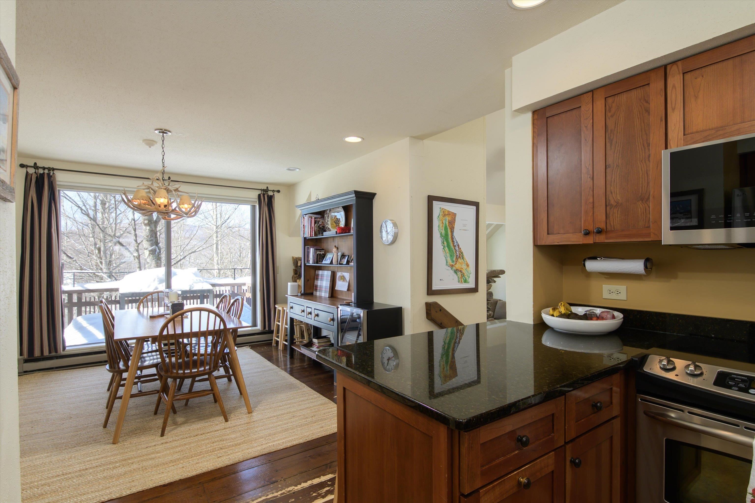 879 East Ash Road Unit: 5