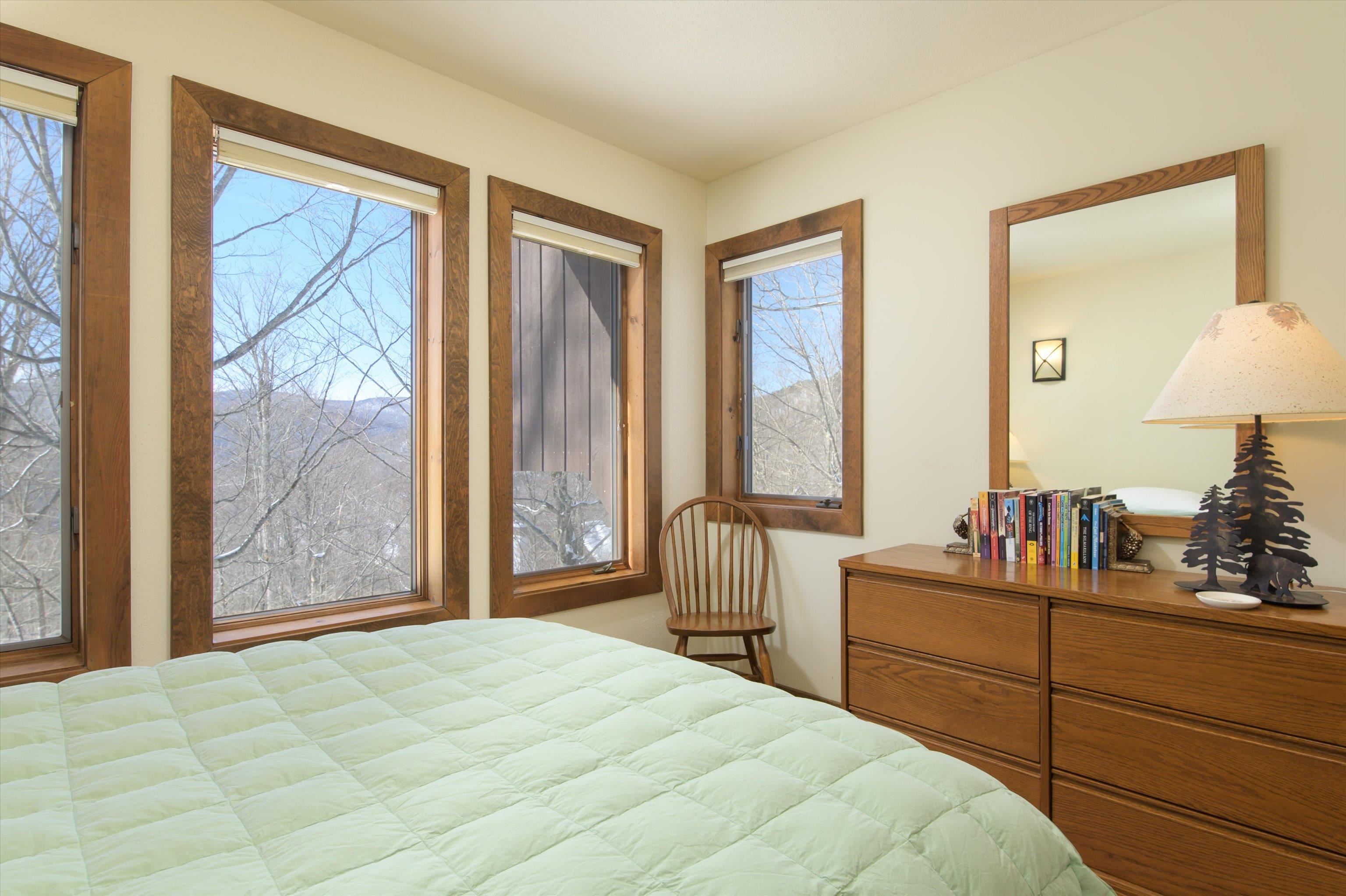 879 East Ash Road Unit: 5