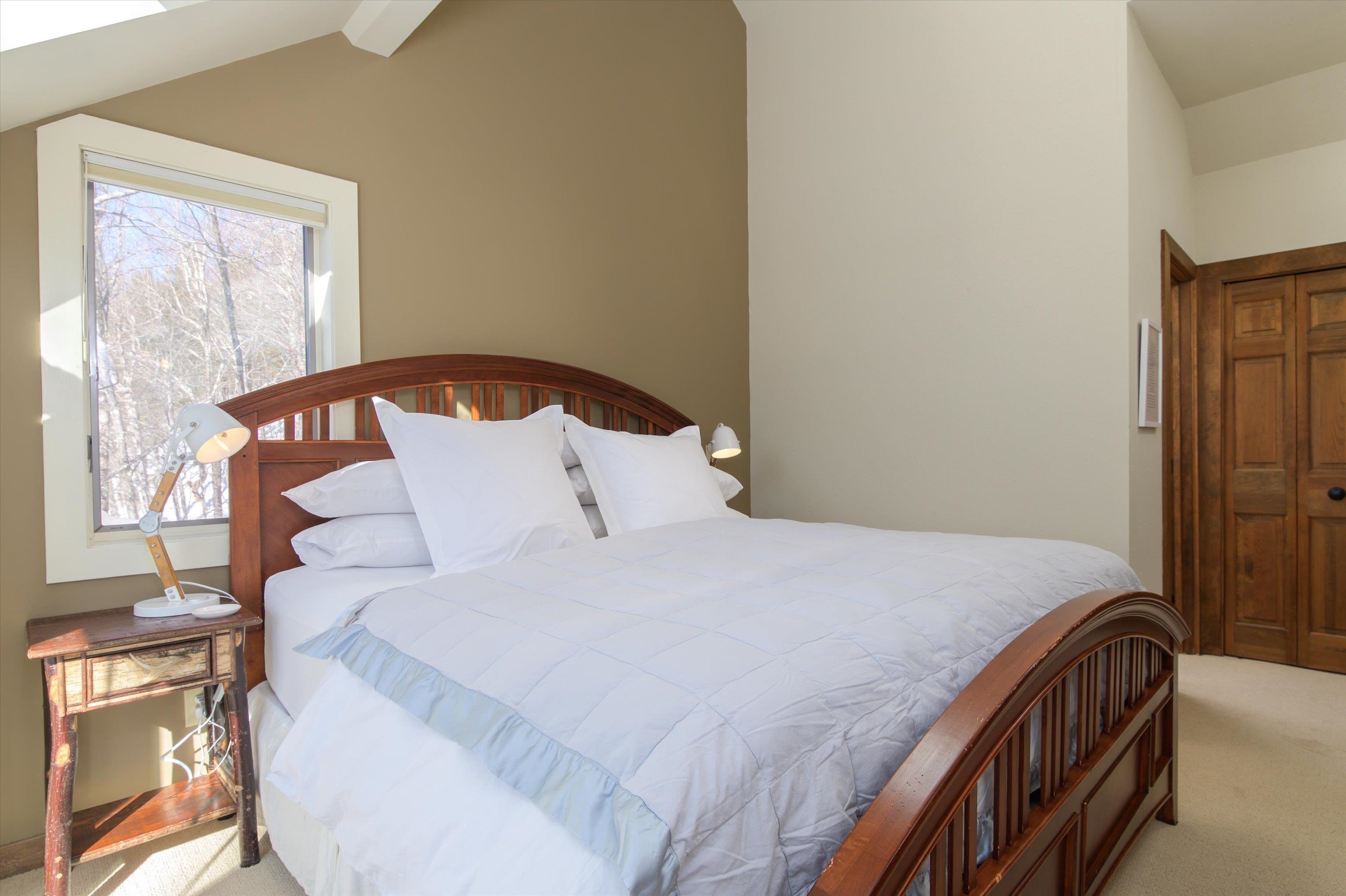 879 East Ash Road Unit: 5