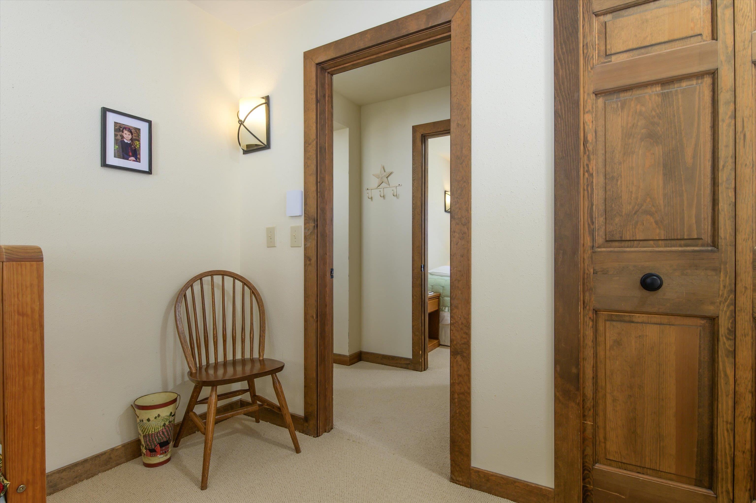 879 East Ash Road Unit: 5