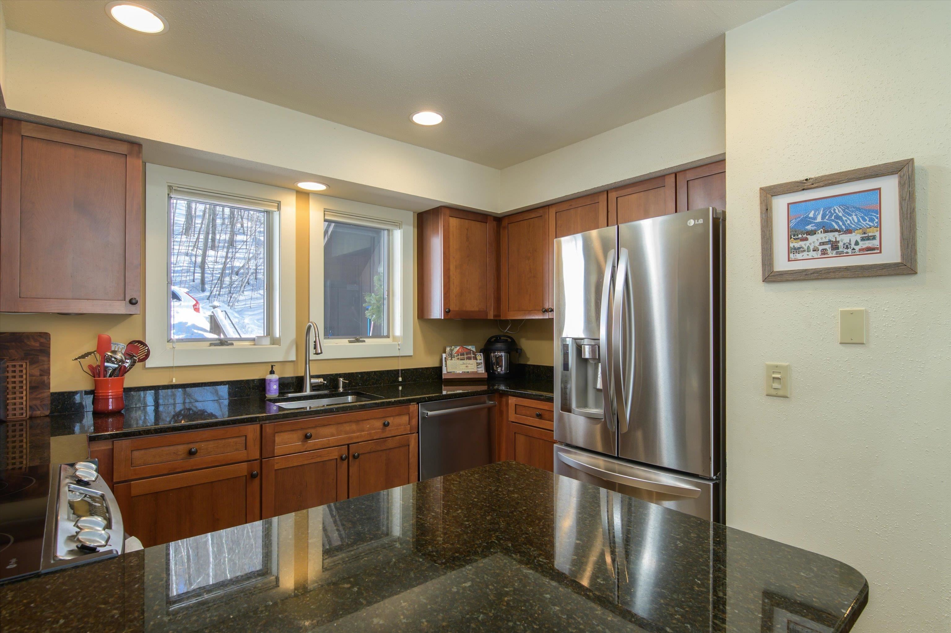879 East Ash Road Unit: 5