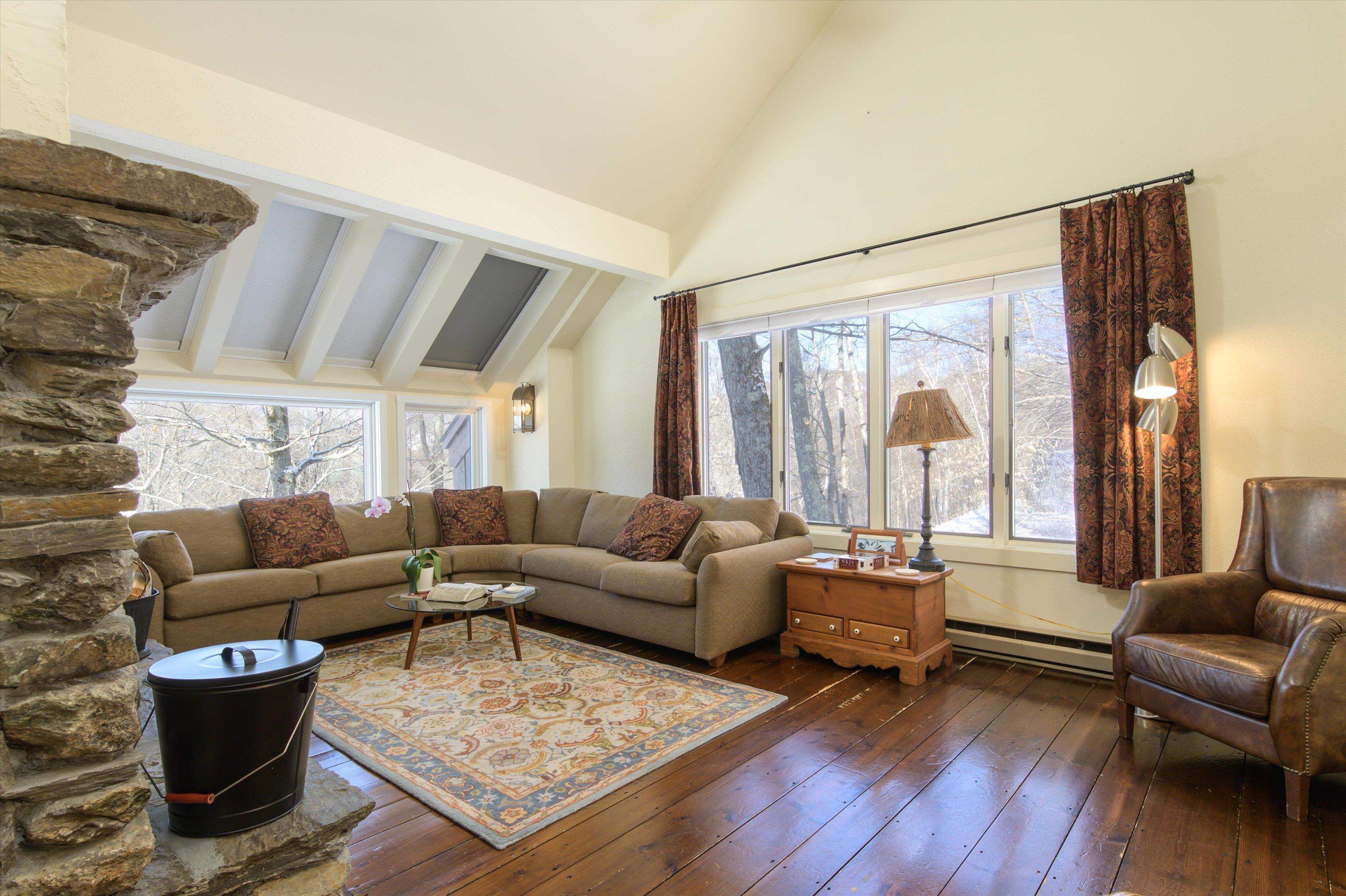 879 East Ash Road Unit: 5