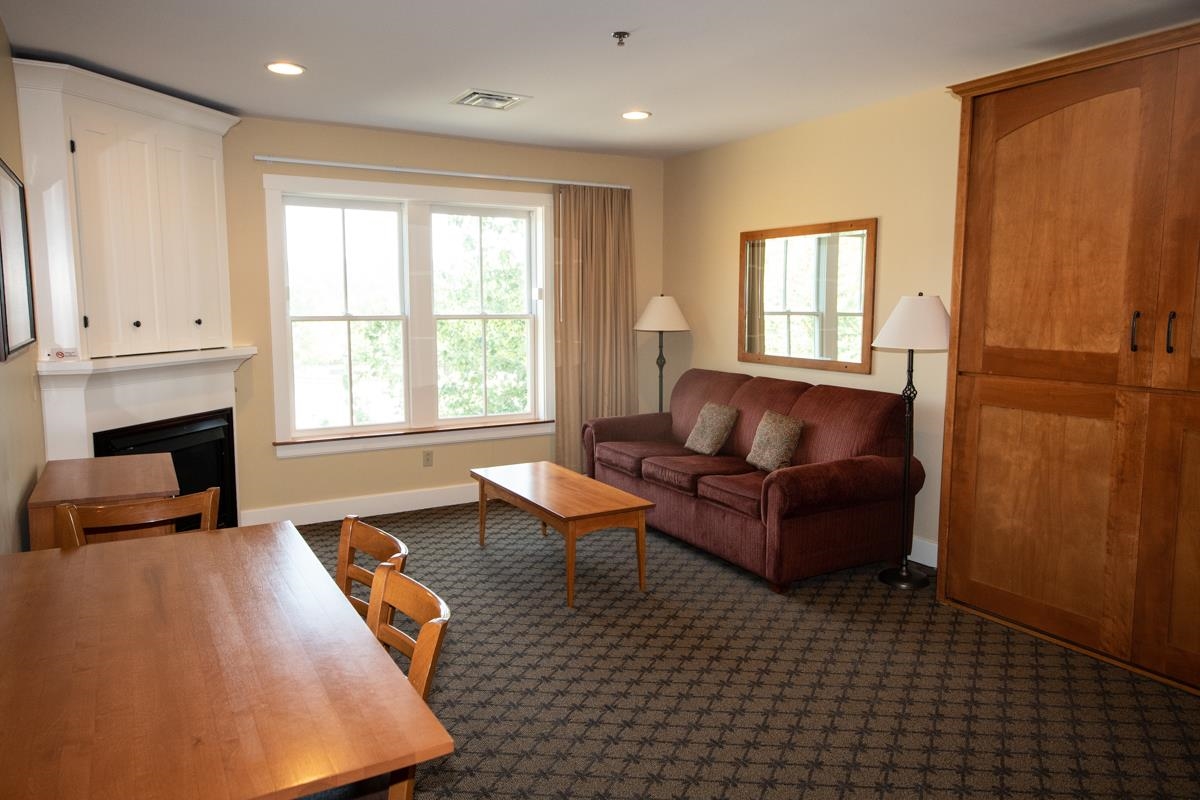 264/266 Qtr. I V Jackson Gore Inn