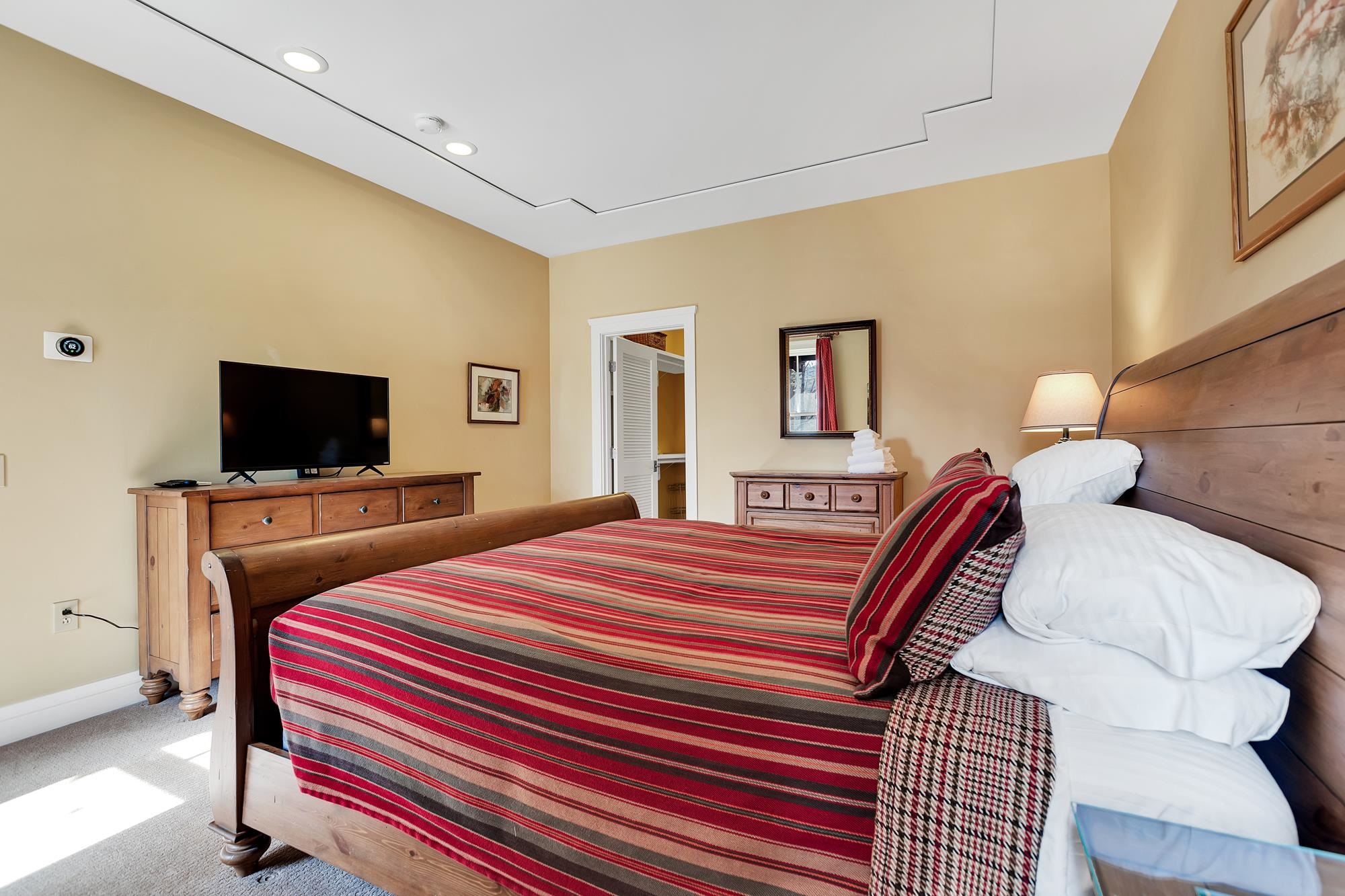 24 Freeman Road Unit: A1
