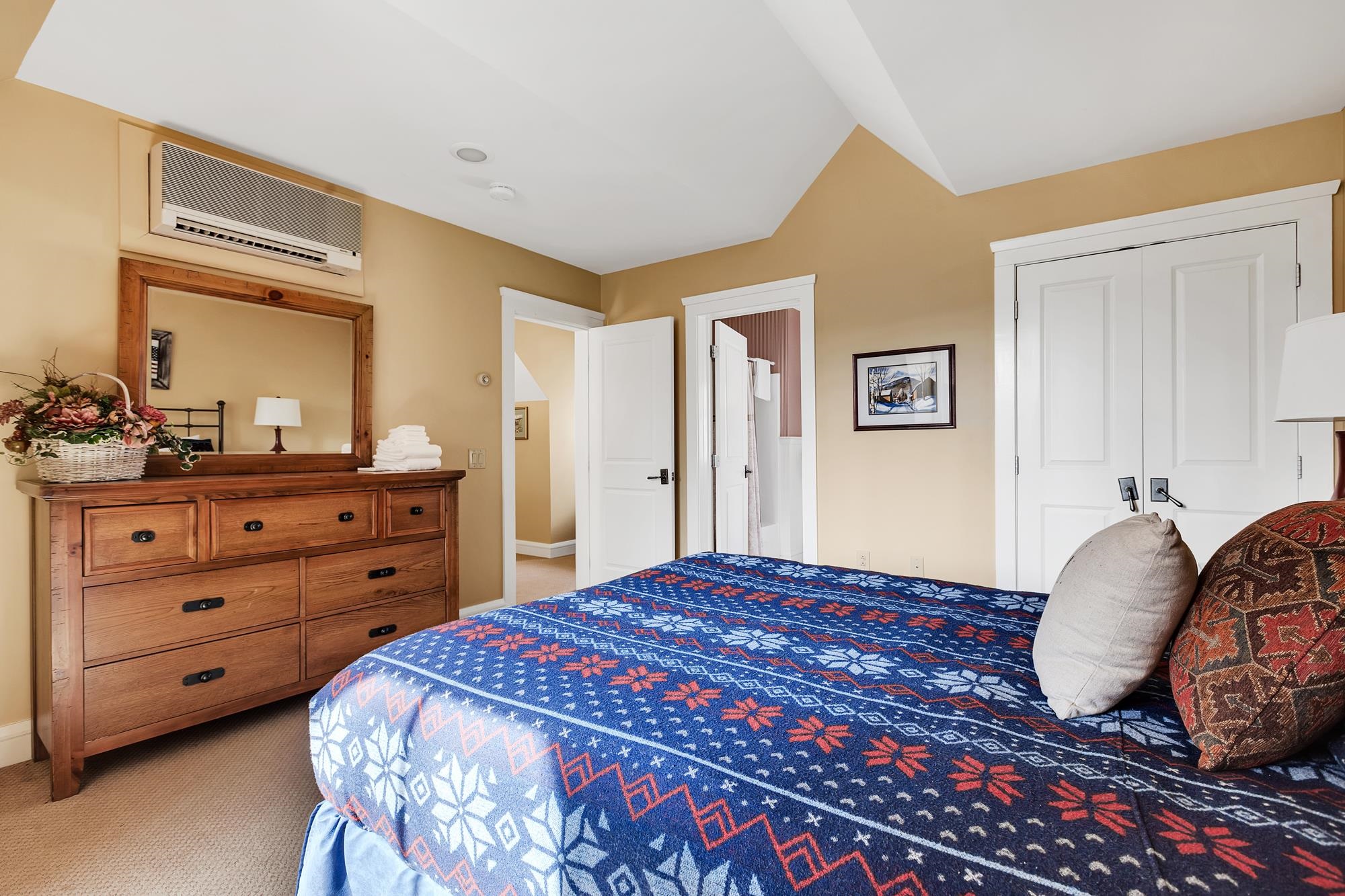 24 Freeman Road Unit: A1