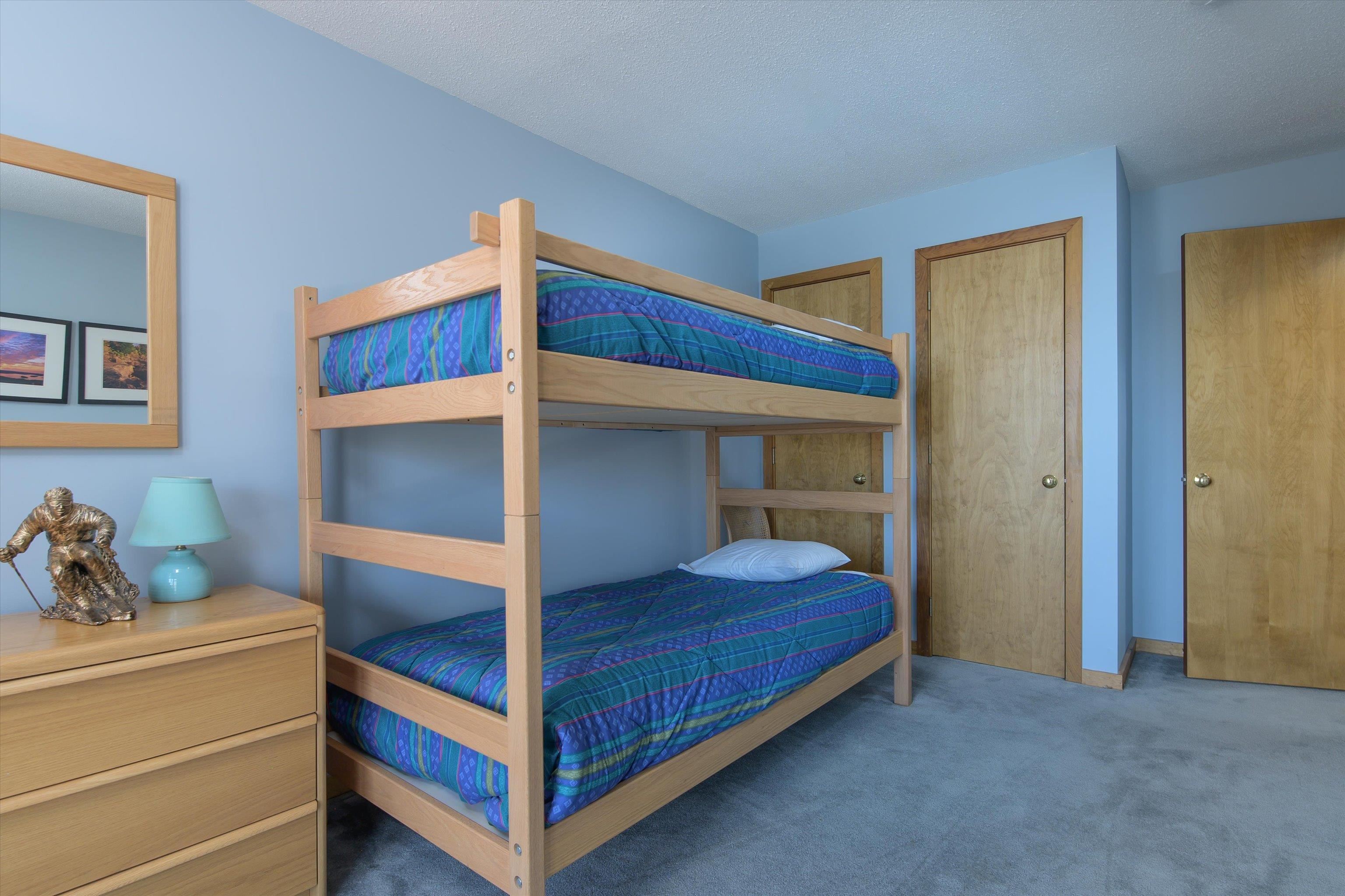 320 Okemo Trailside Extension Unit: 36E