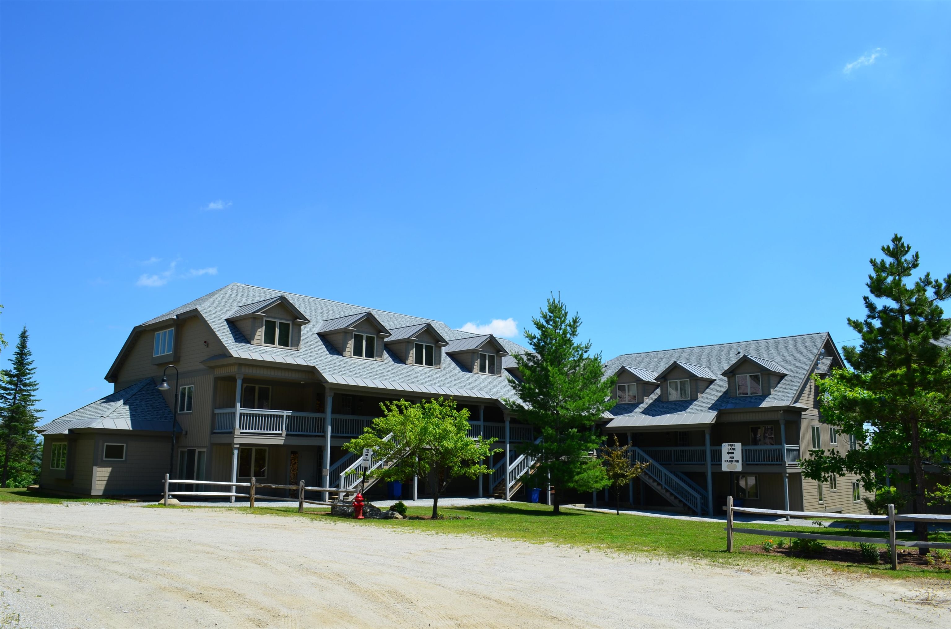 81 Daybreak Drive Unit: I202