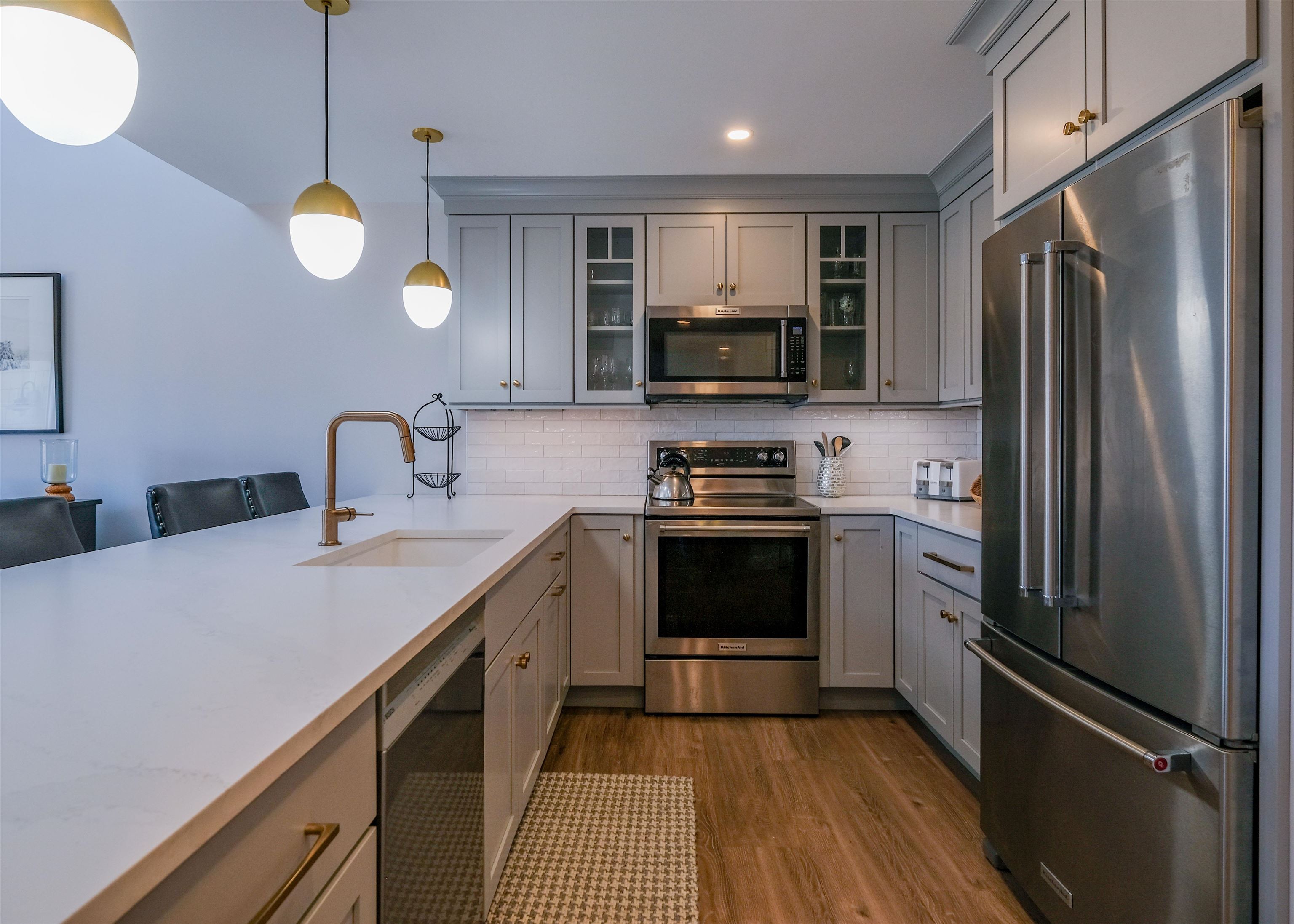 81 Daybreak Drive Unit: I202