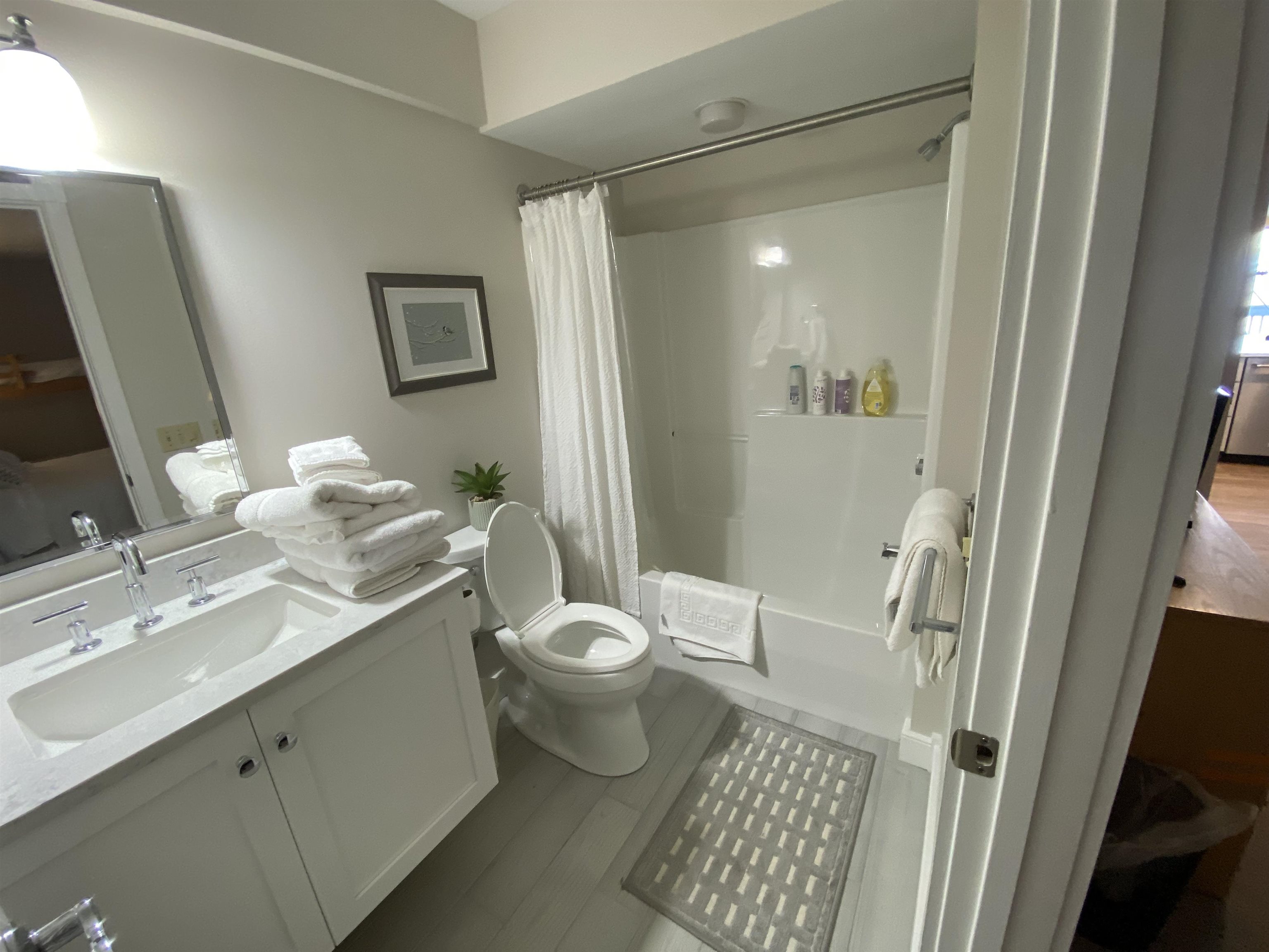 81 Daybreak Drive Unit: I202
