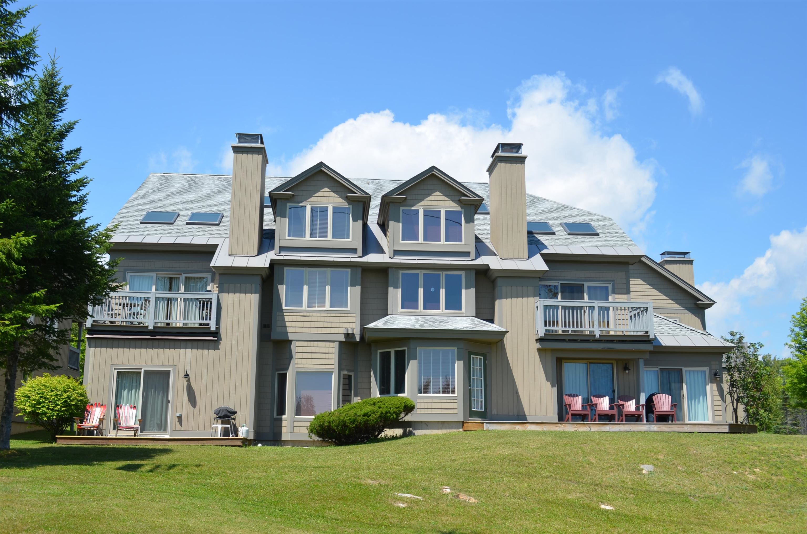 81 Daybreak Drive Unit: I202