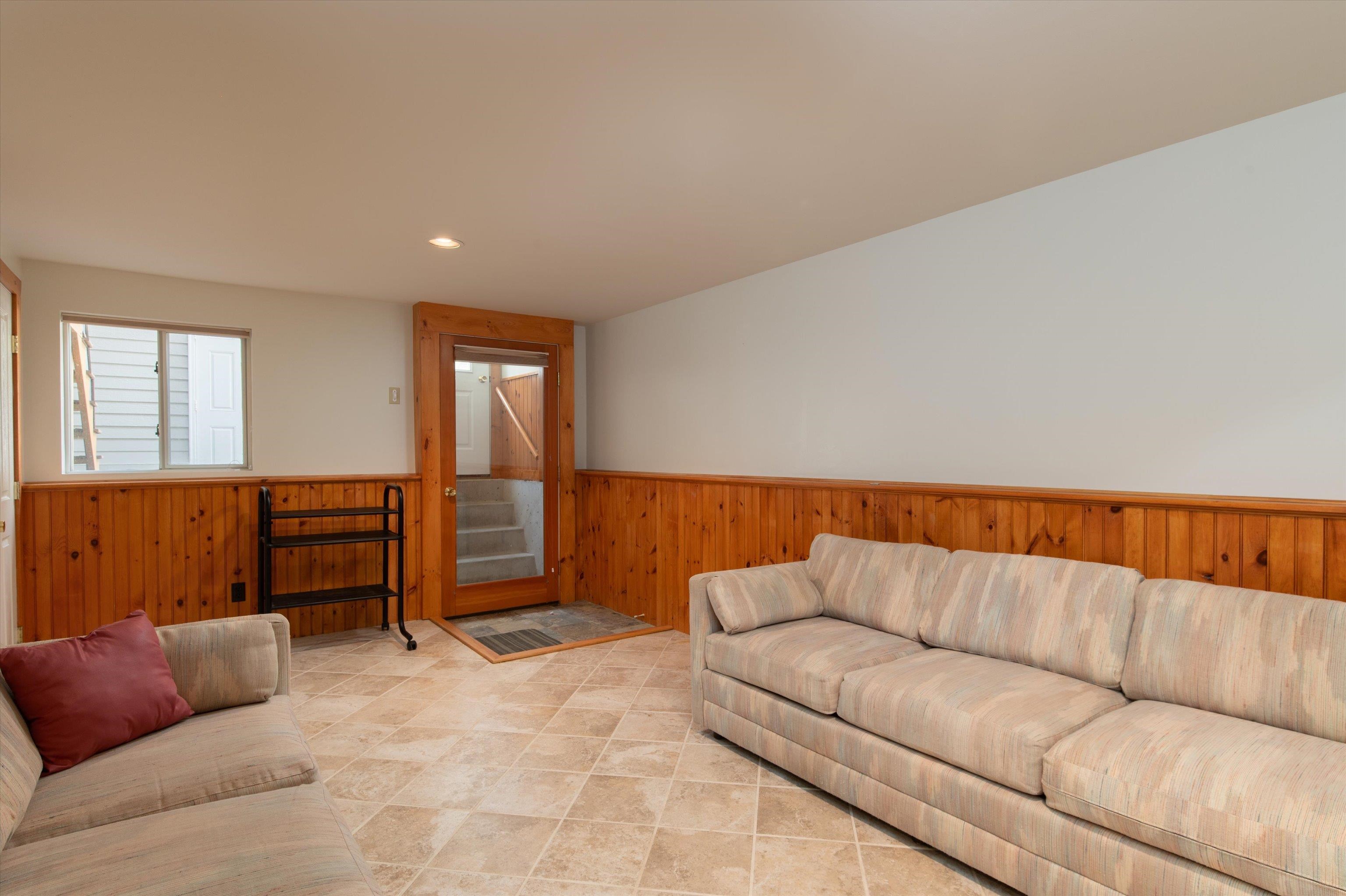 31 Plumley Avenue
