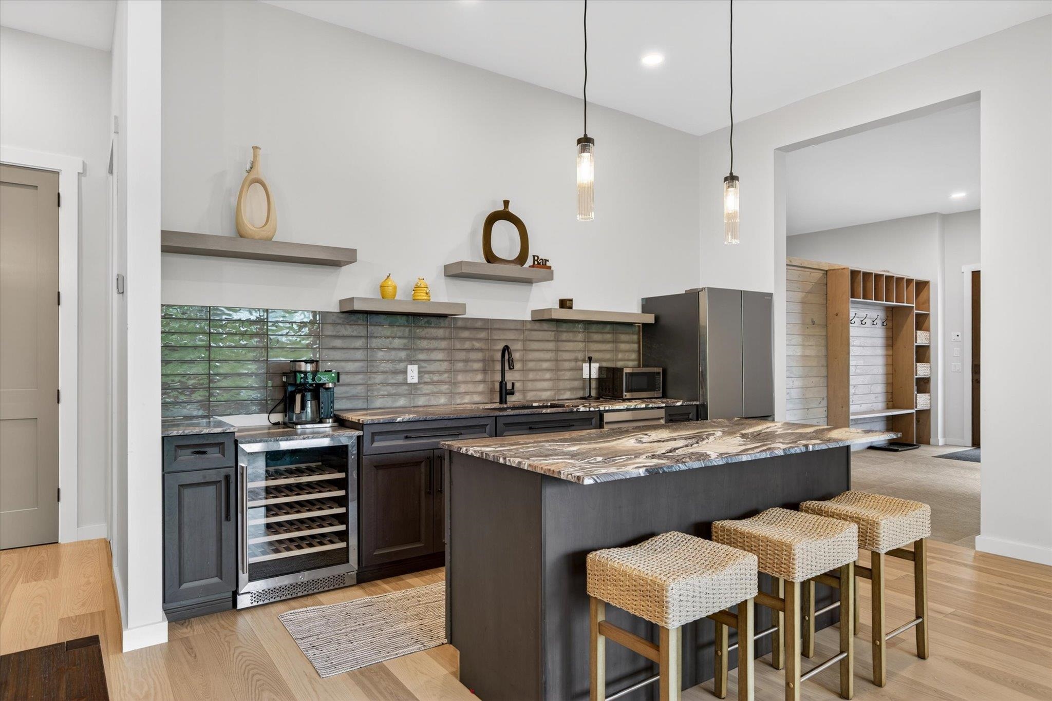 112 Snowbridge Road Unit: L3