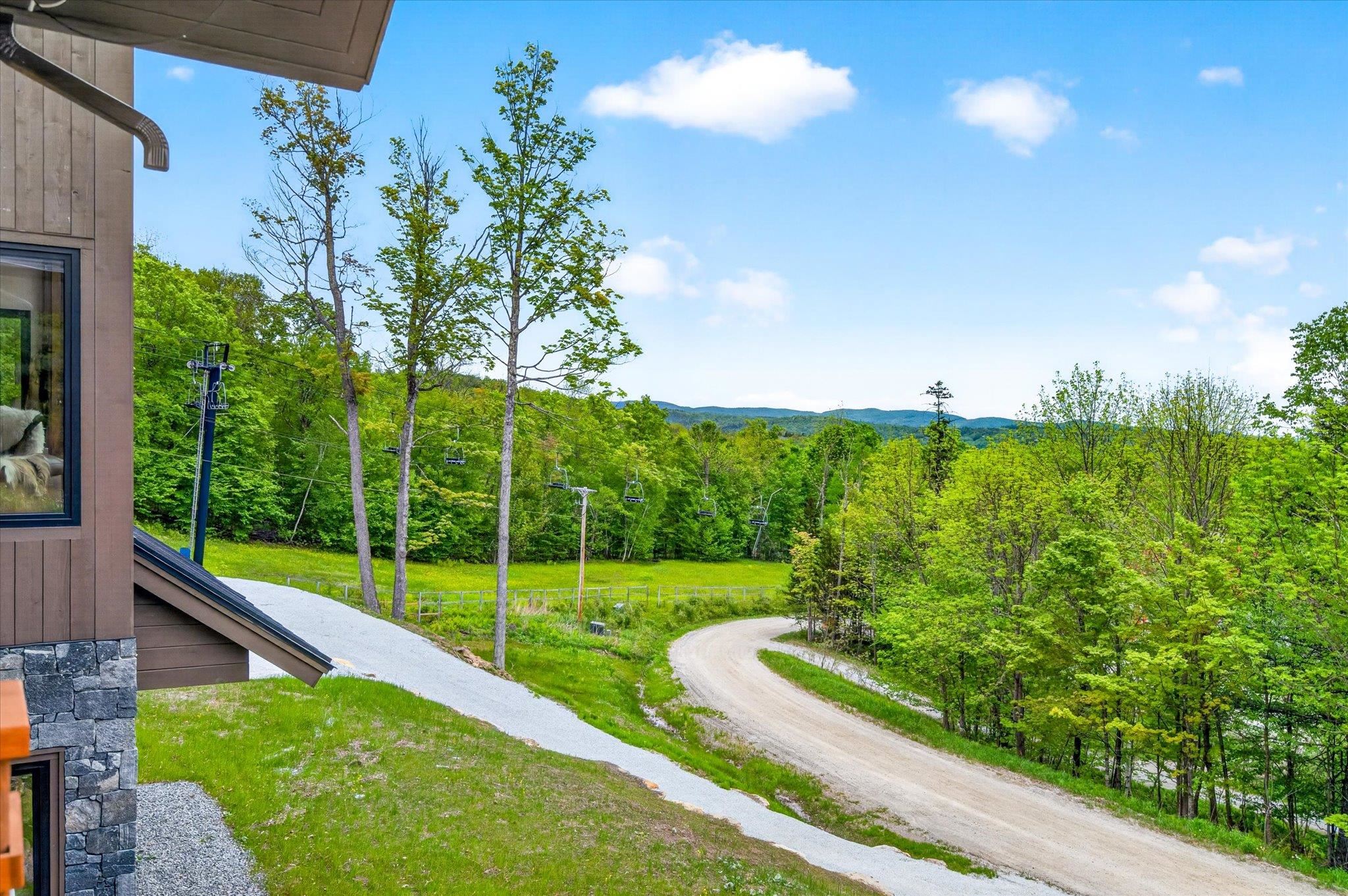 112 Snowbridge Road Unit: L3