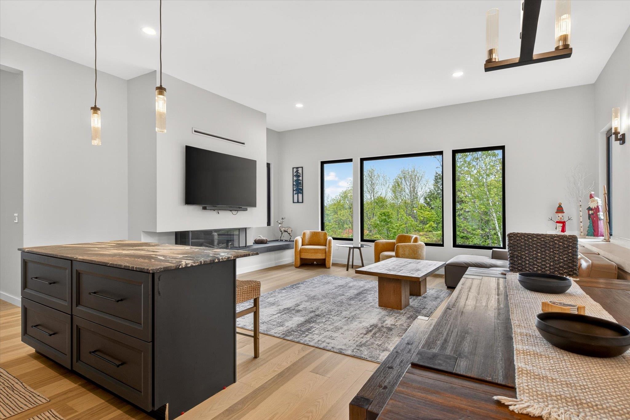 112 Snowbridge Road Unit: L3