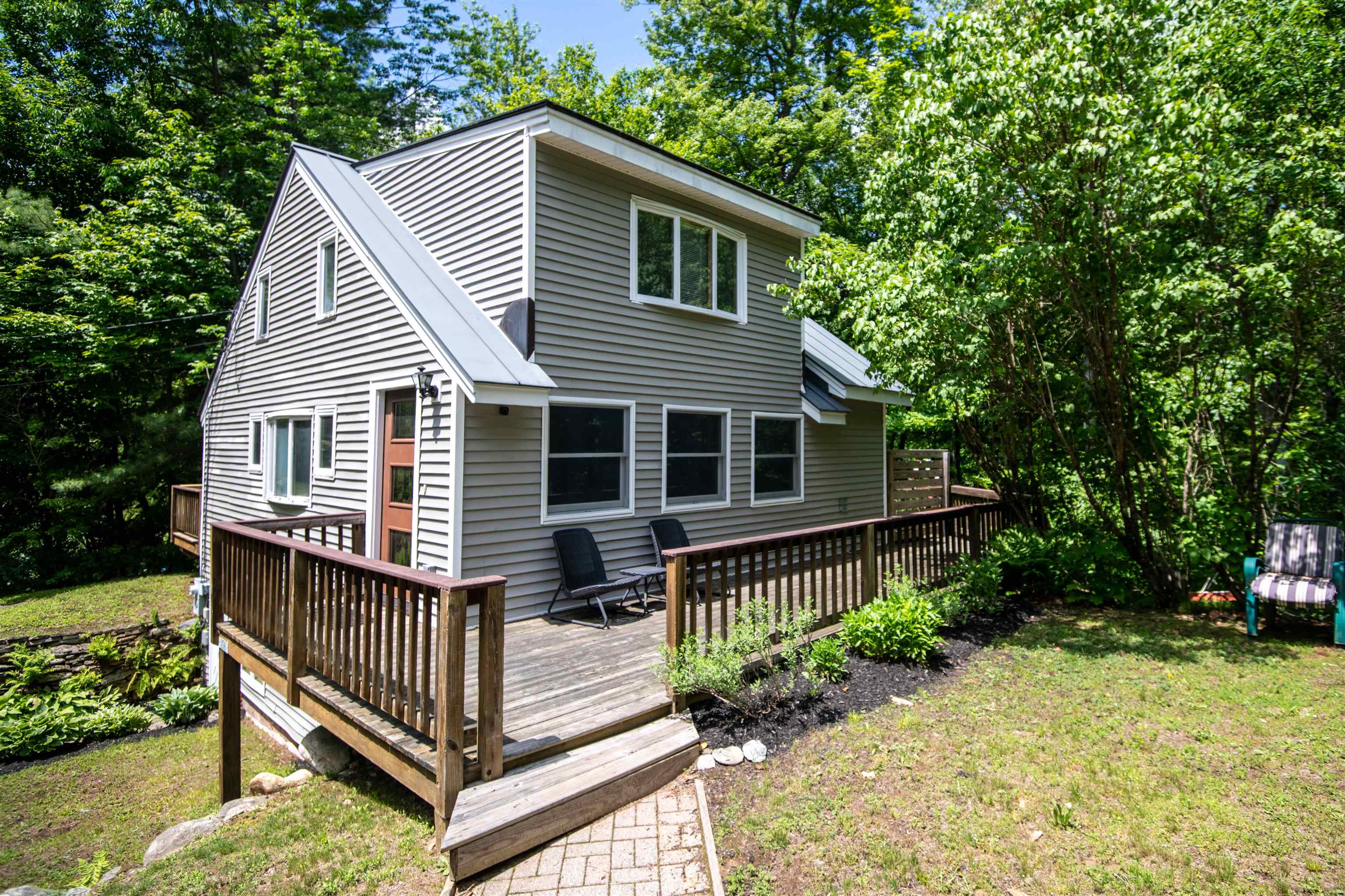 106 Scott Terrace