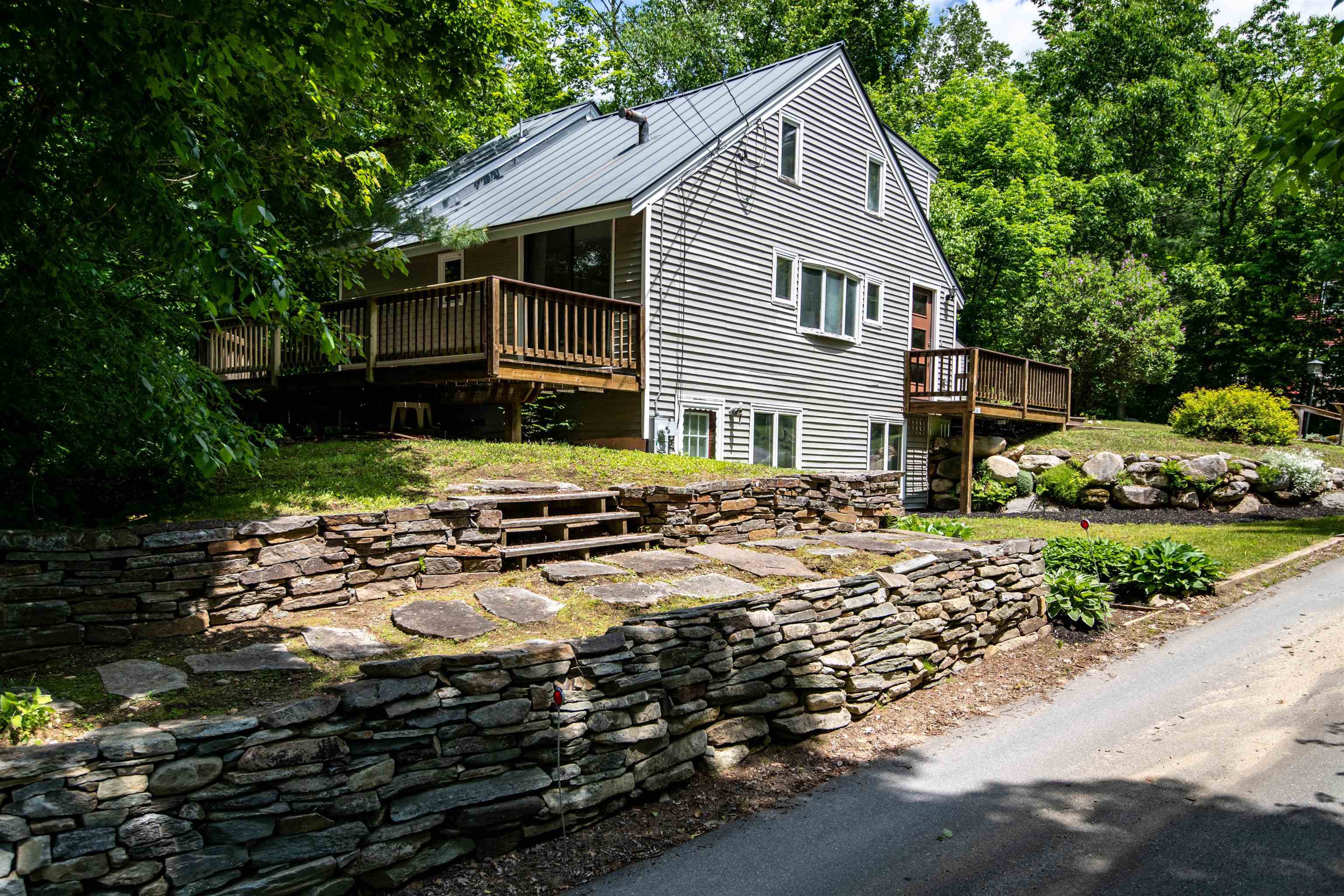 106 Scott Terrace