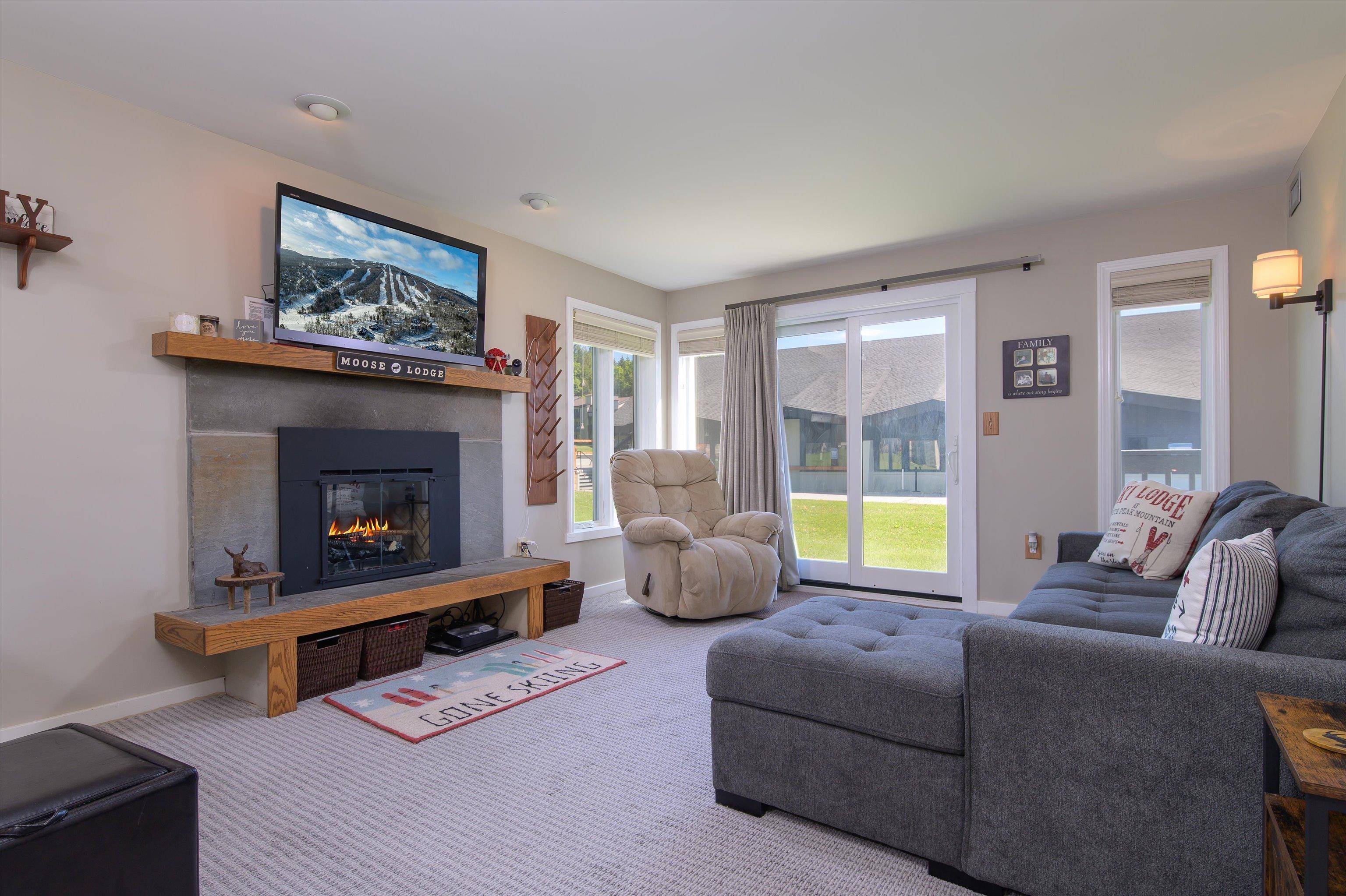 350 Mountain Road Unit: B103