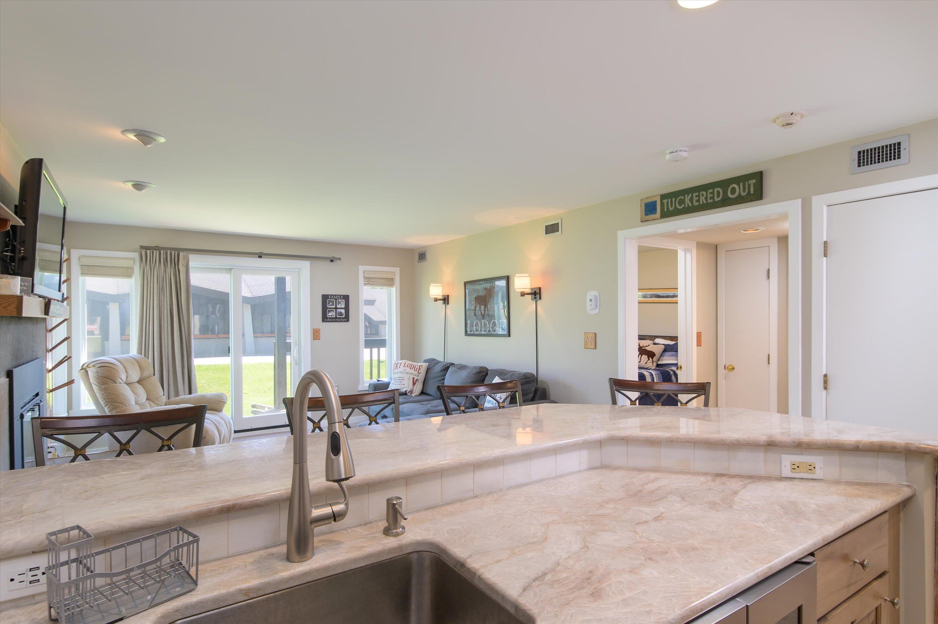 350 Mountain Road Unit: B103