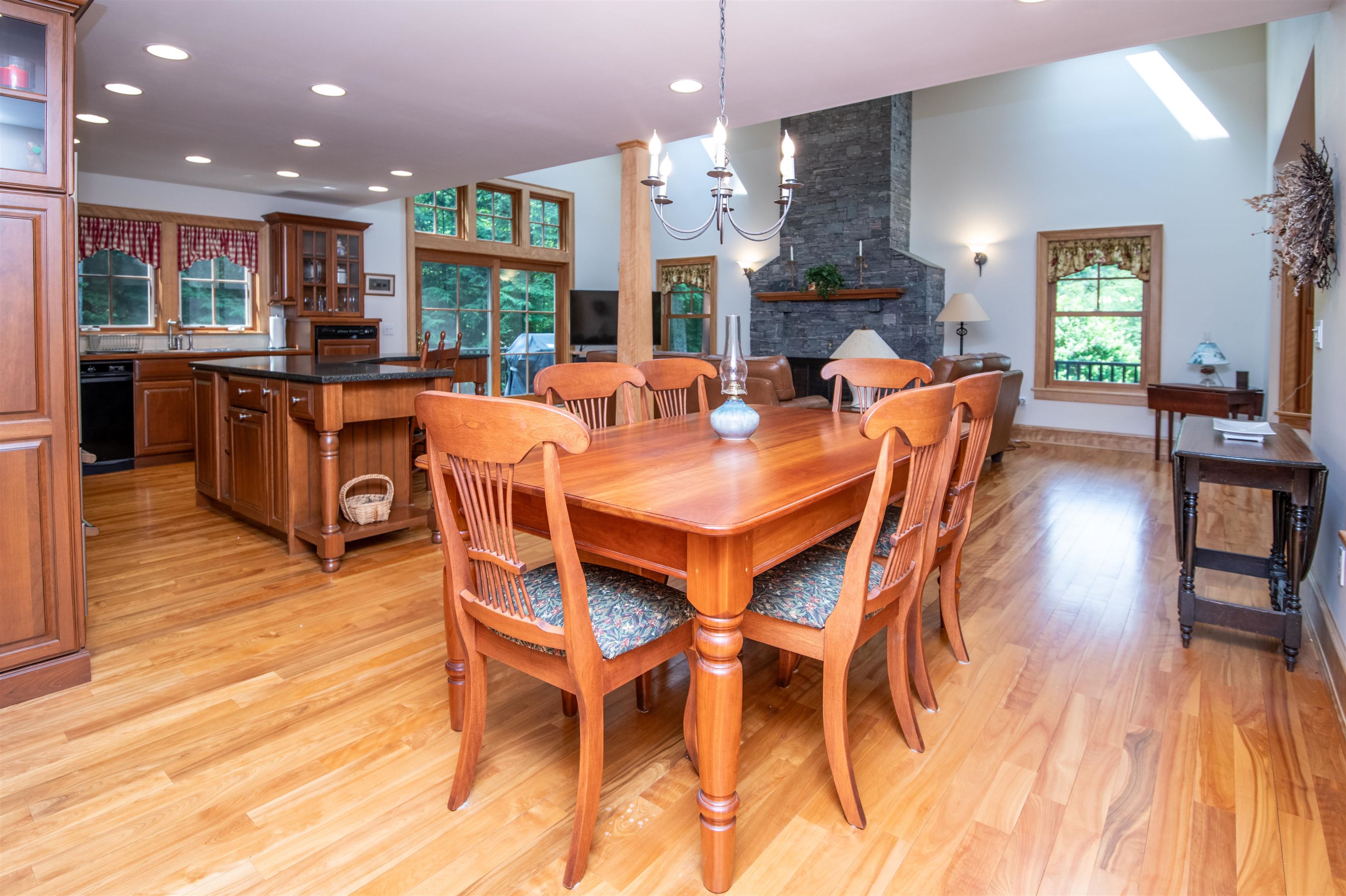 182 Farm Ridge Road