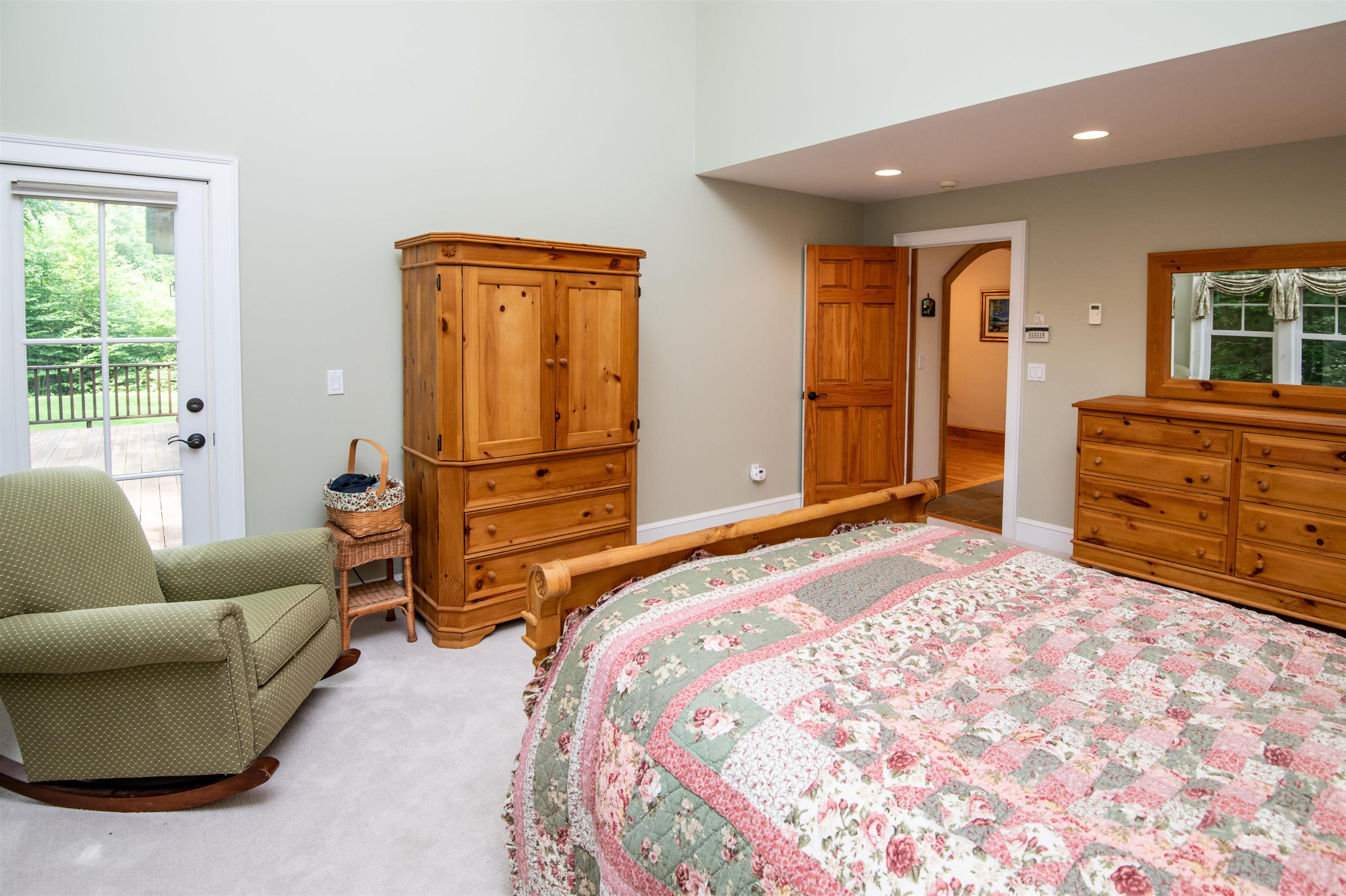 182 Farm Ridge Road