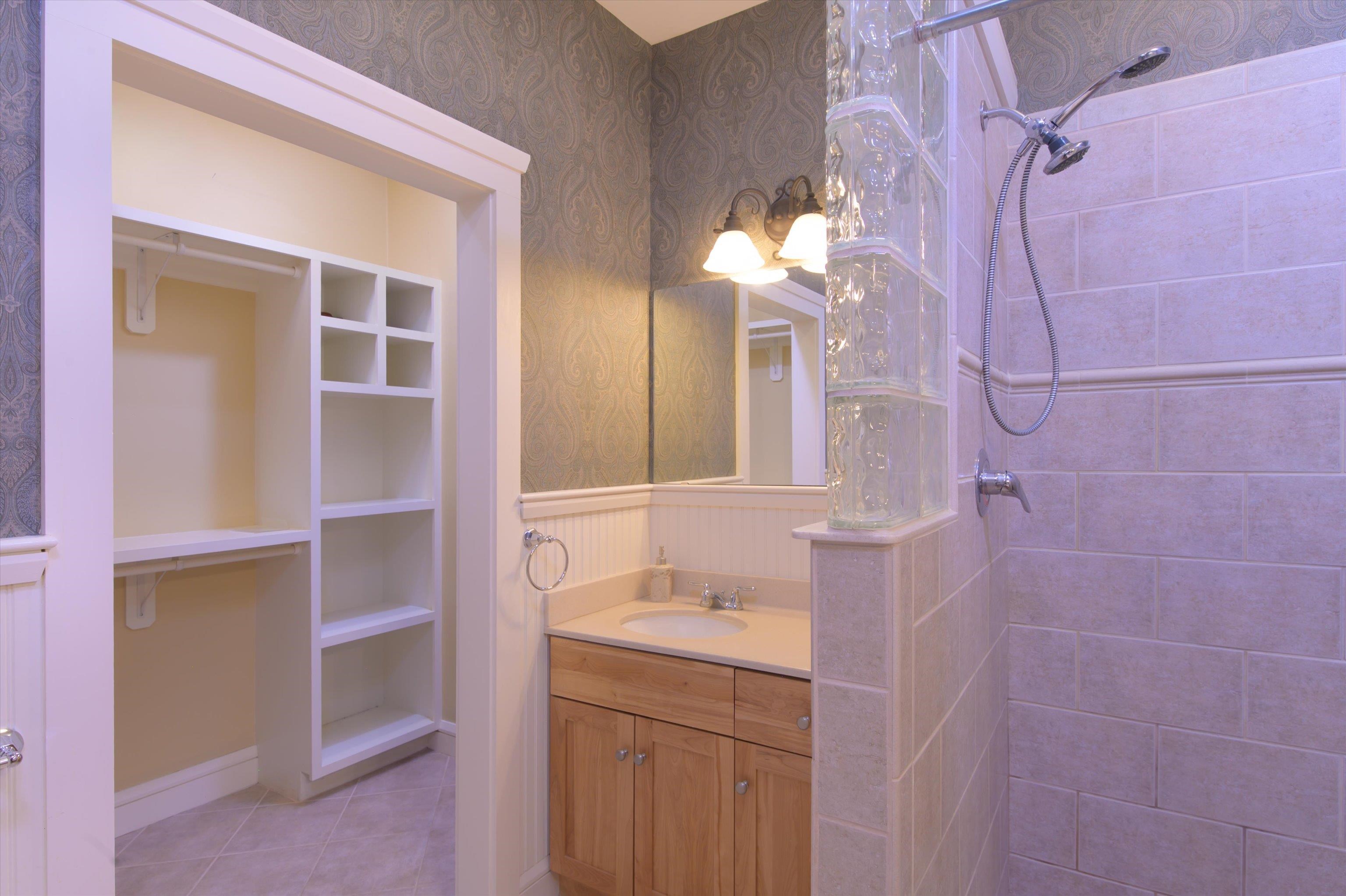 44 Freeman Road Unit: B2